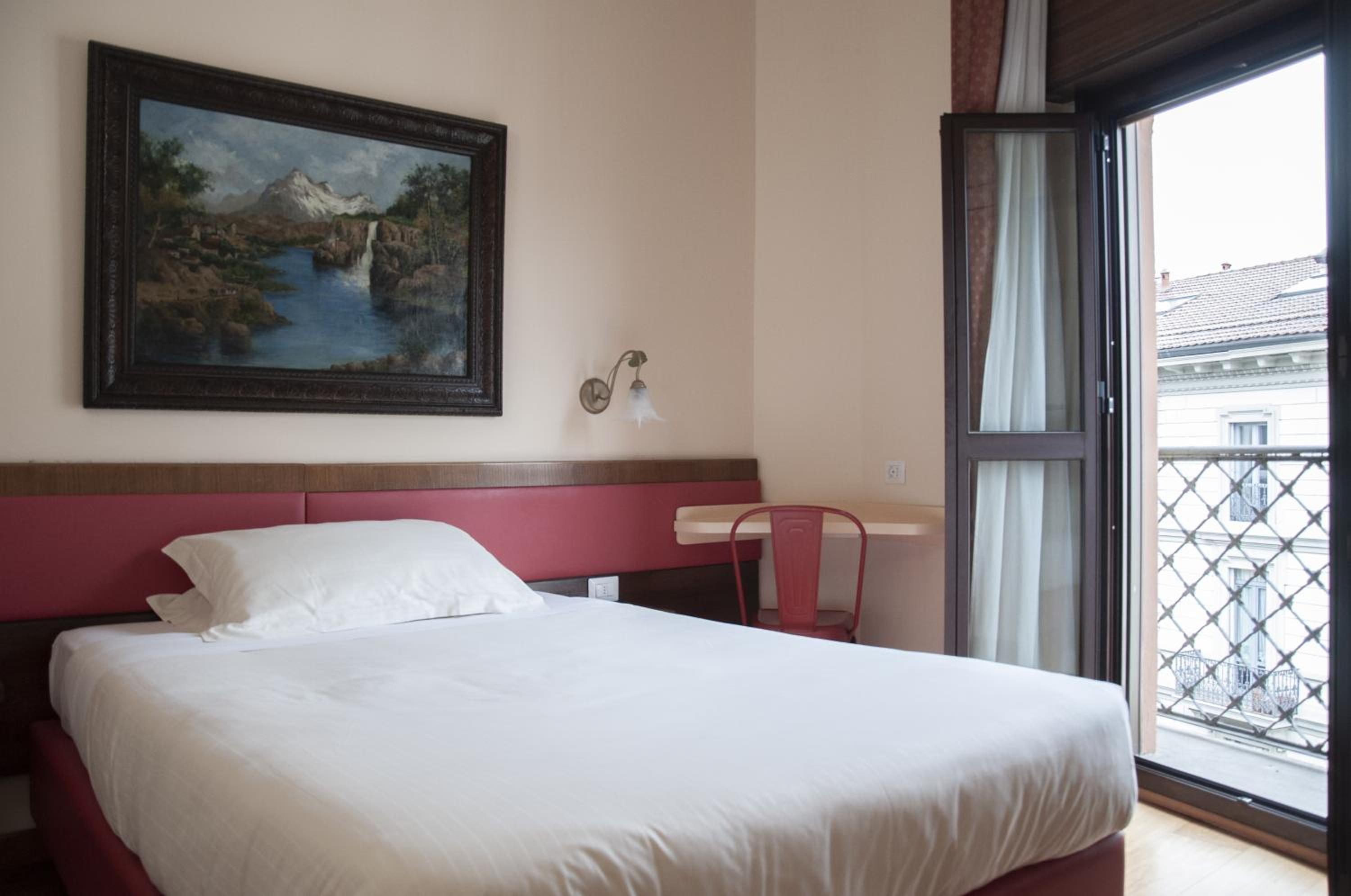 Superior Single Room