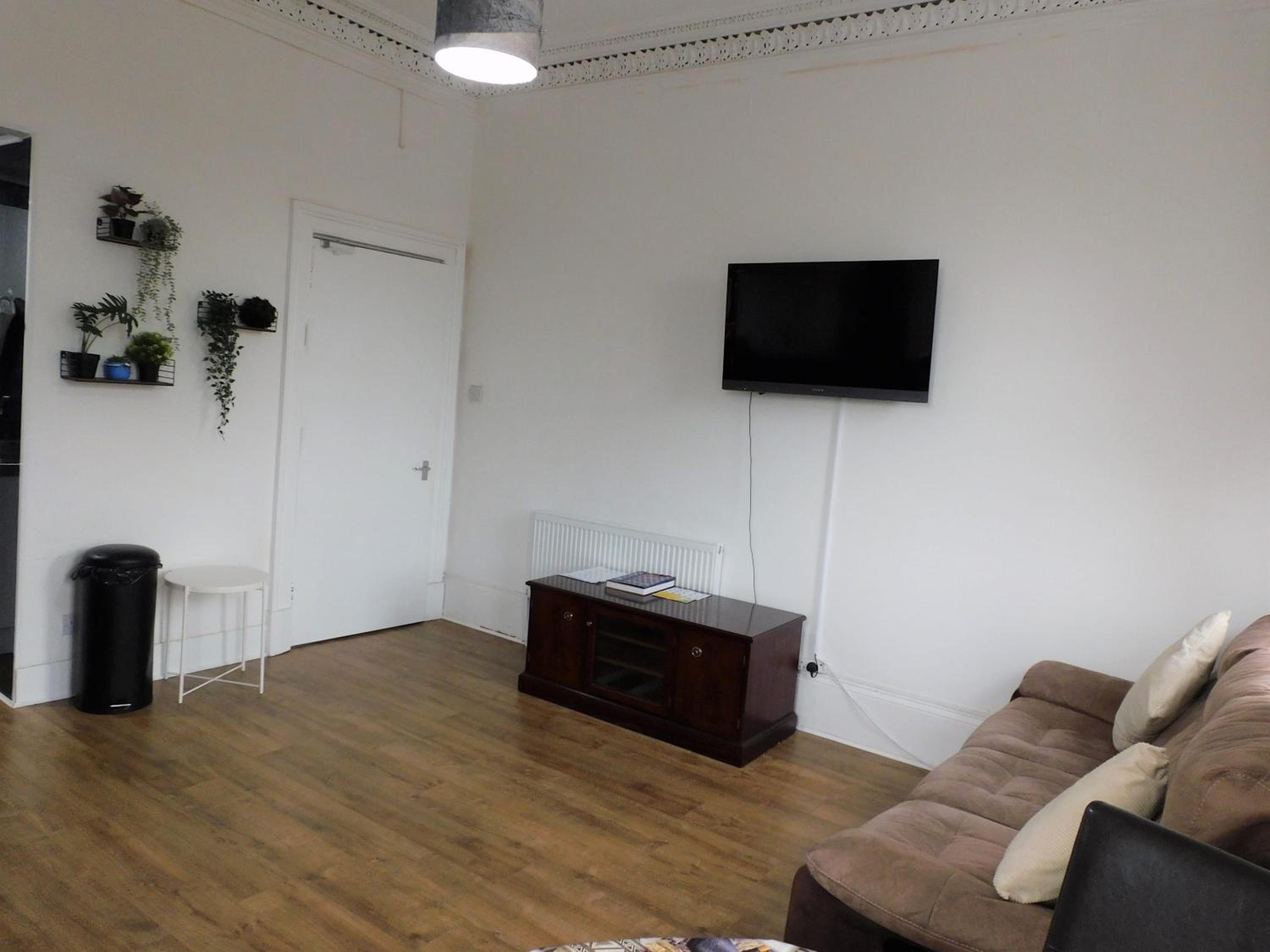 Apartment photo 1