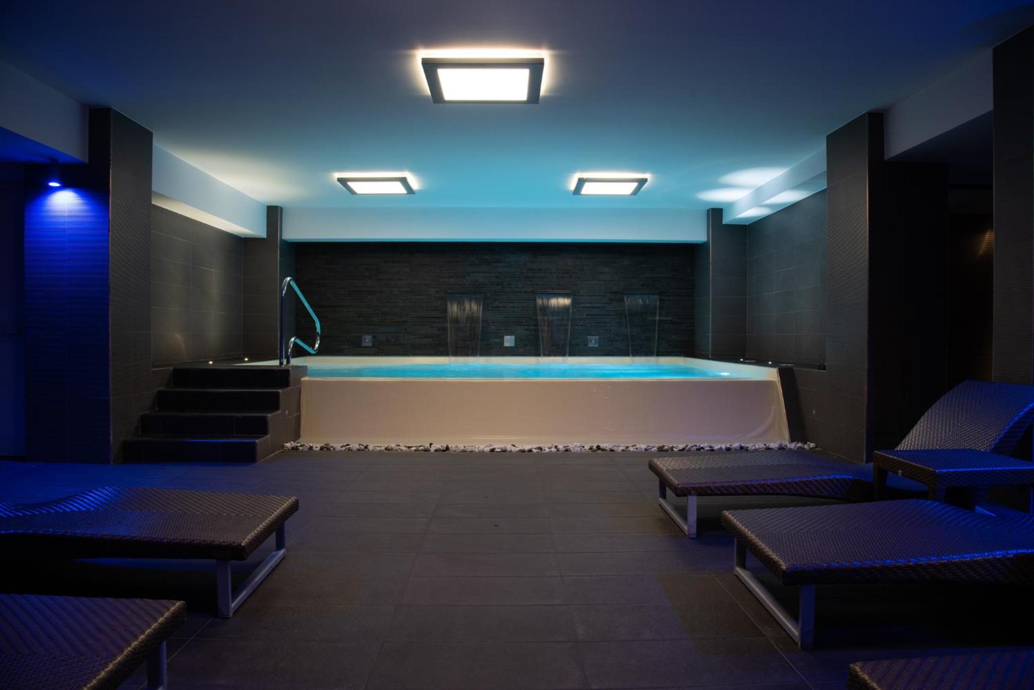 Double Or Twin Room With Spa Access photo 3