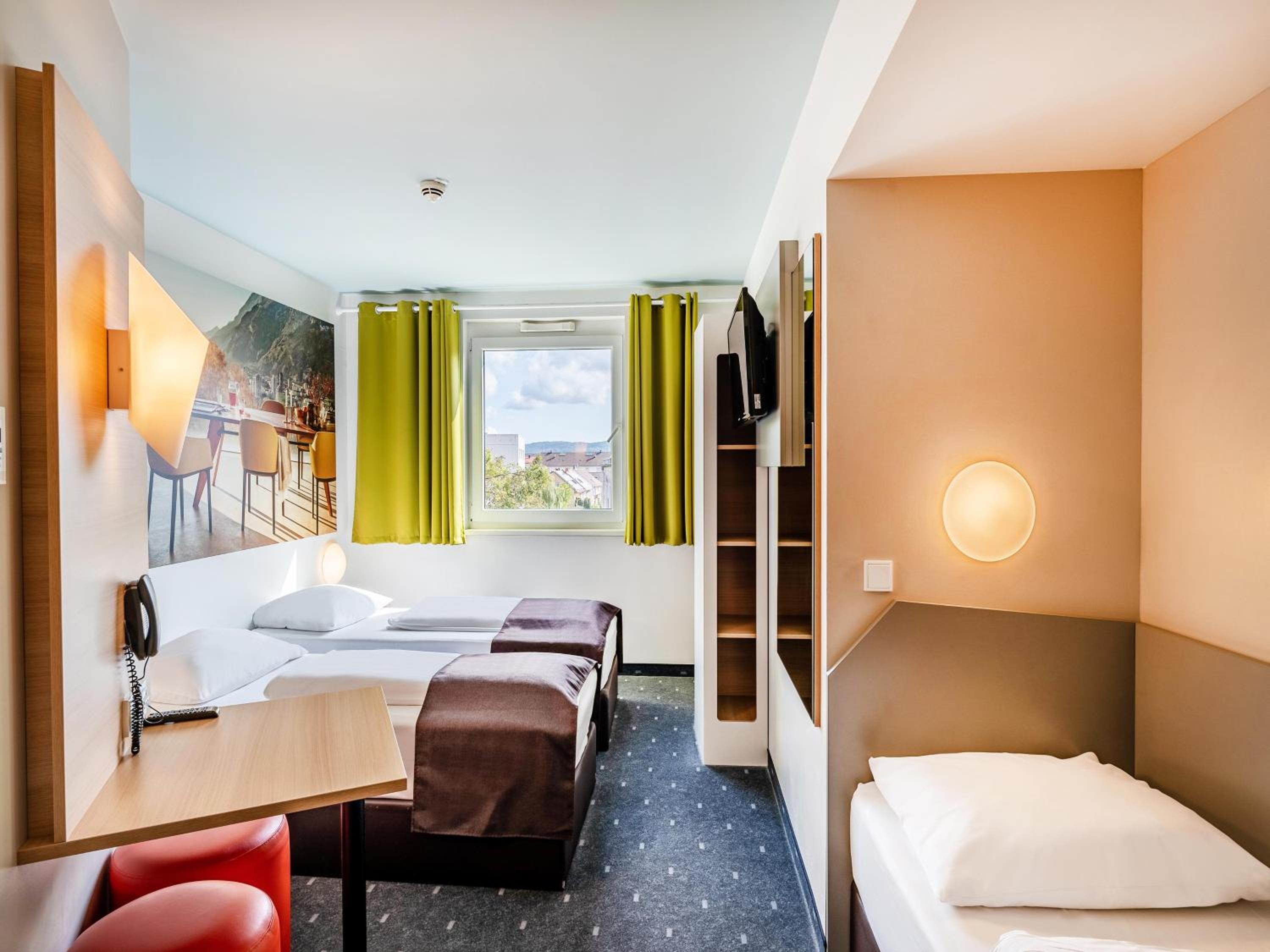 Triple Room - Photo 1