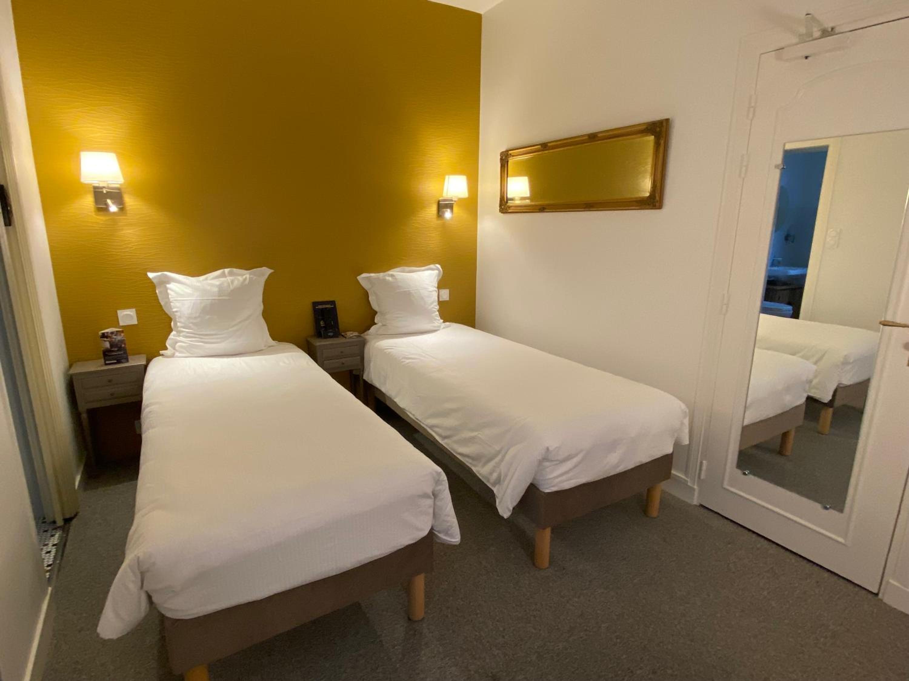 Twin Room photo 1
