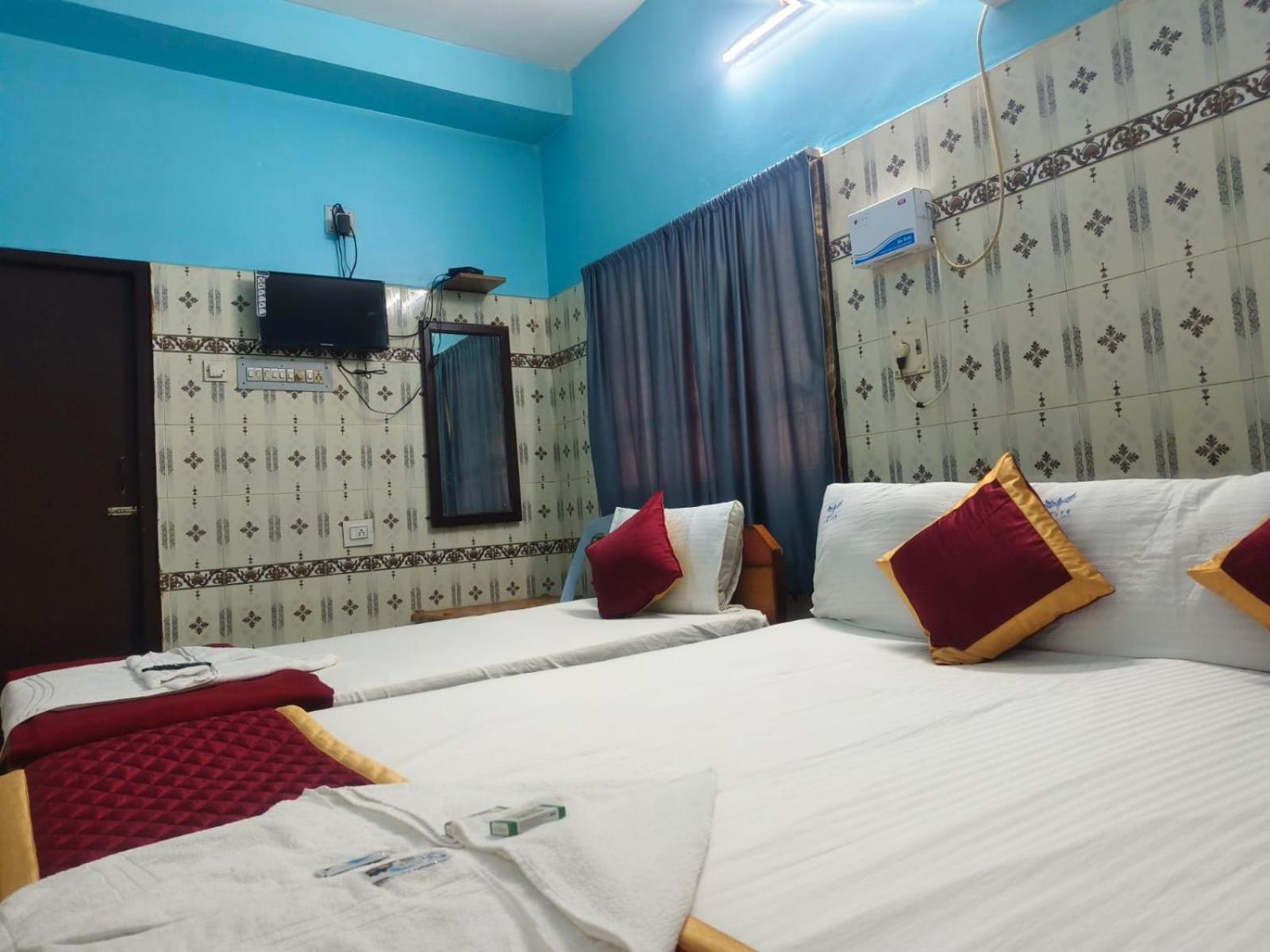 Standard Triple Room photo 3