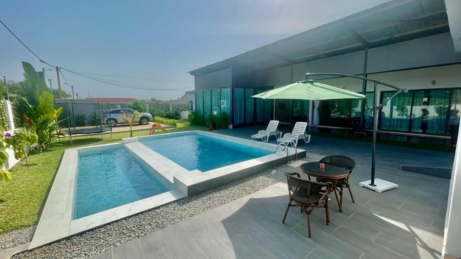Villa With Private Pool photo 2