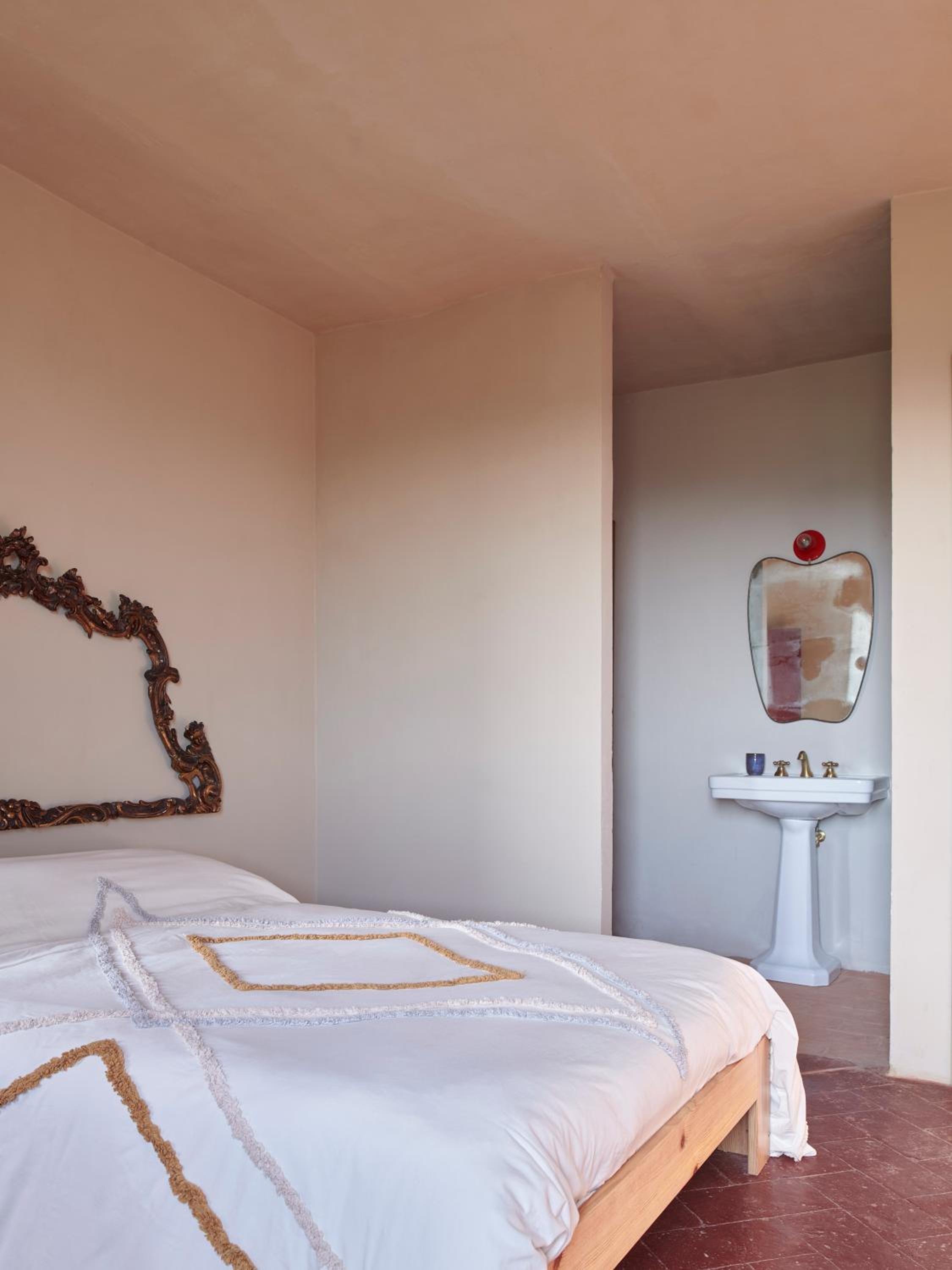 Double Room with Private Bathroom photo 1