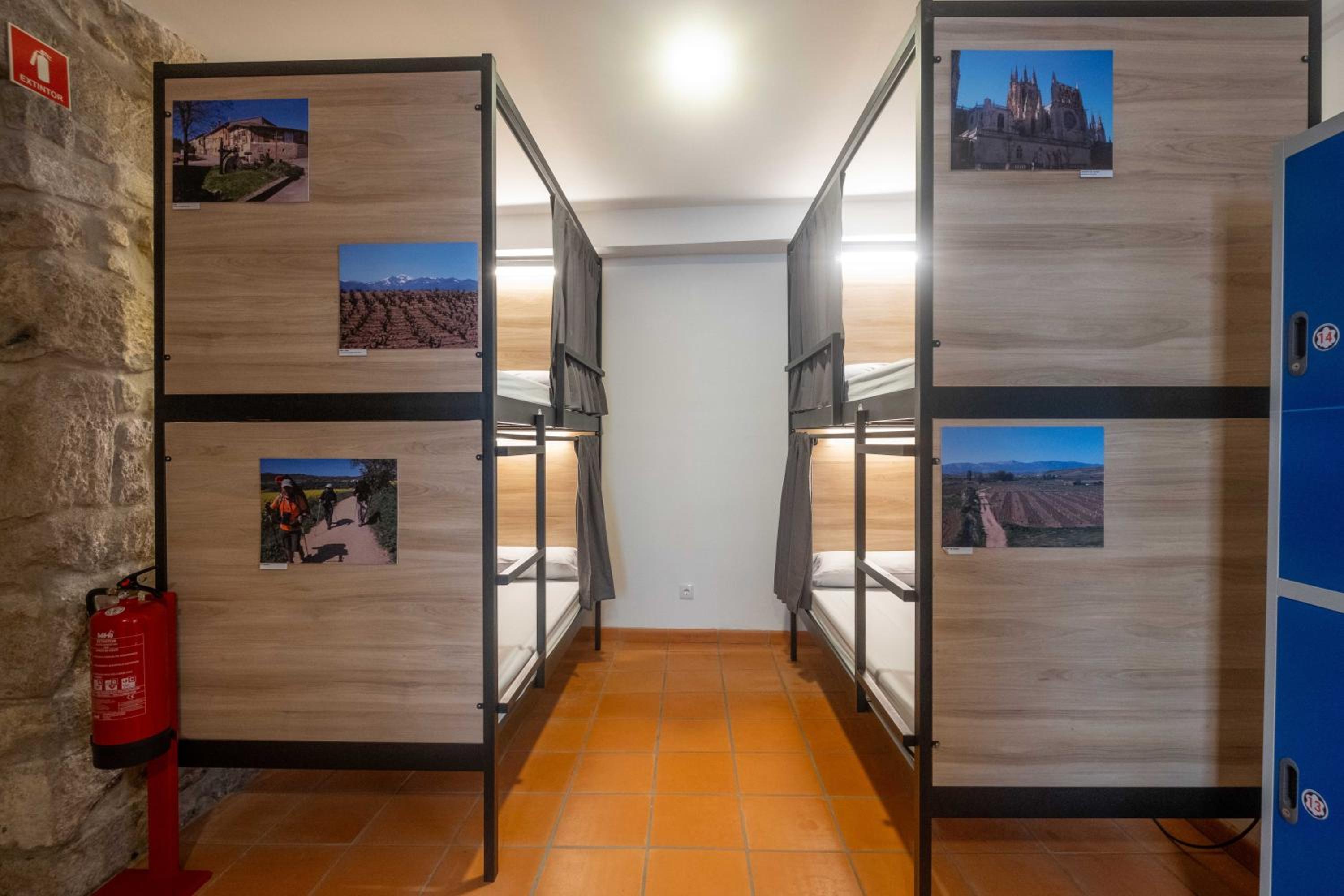 Bunk Bed in Mixed Dormitory Room photo 3
