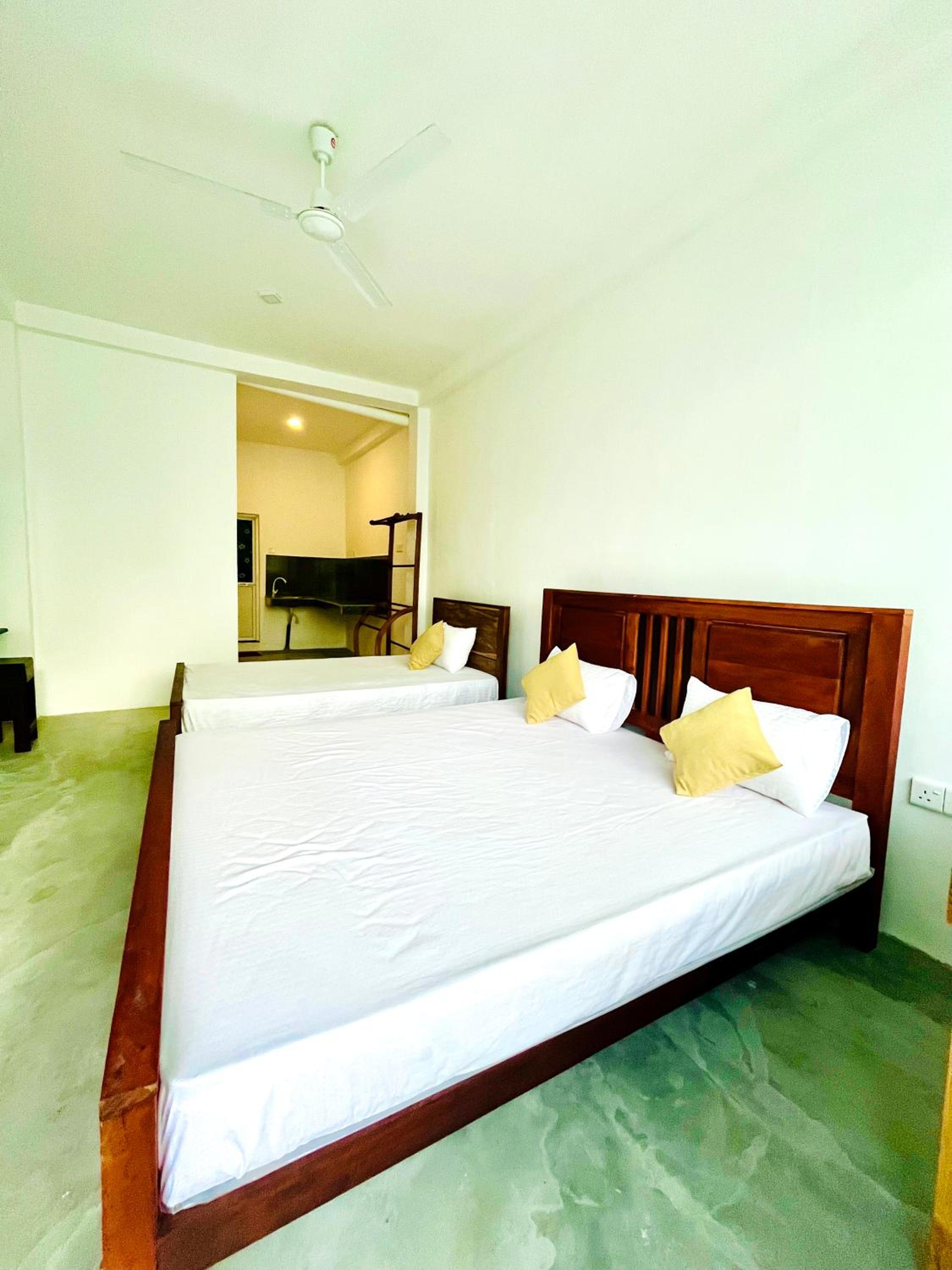 Triple Room with Balcony photo 2