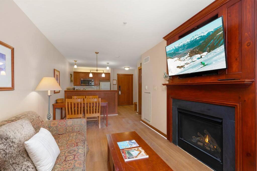 Apartment photo 1