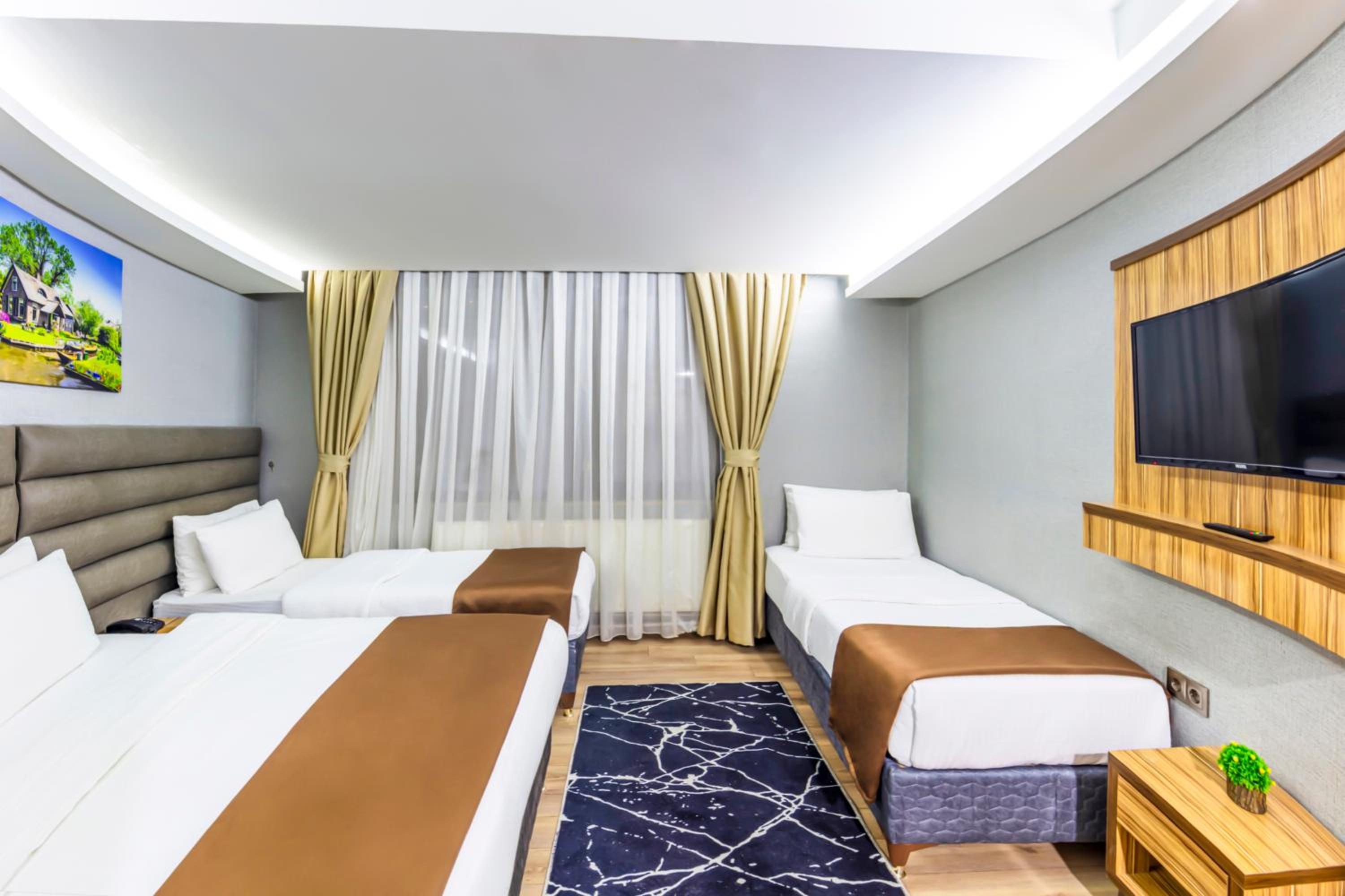 Deluxe Quadruple Room photo 1