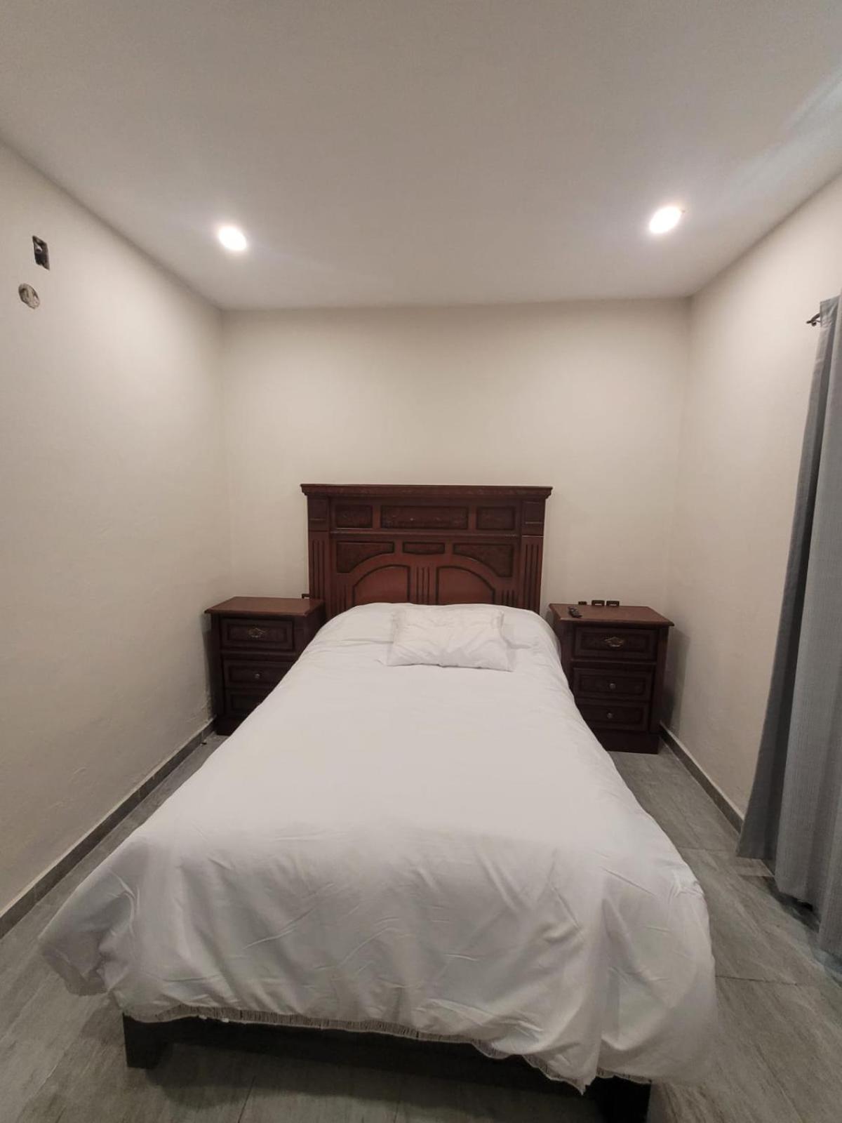 Three-Bedroom House photo 3