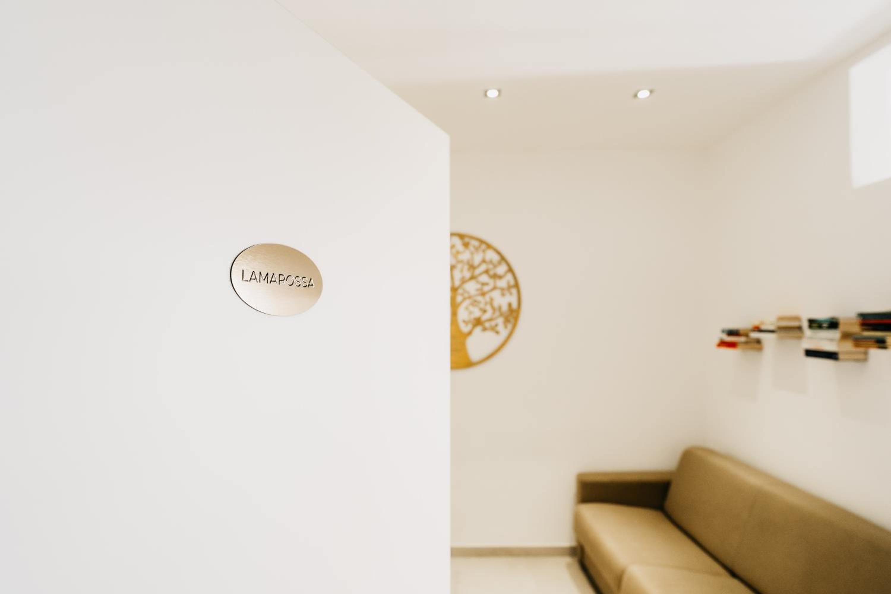 Large Double Room - Photo 14