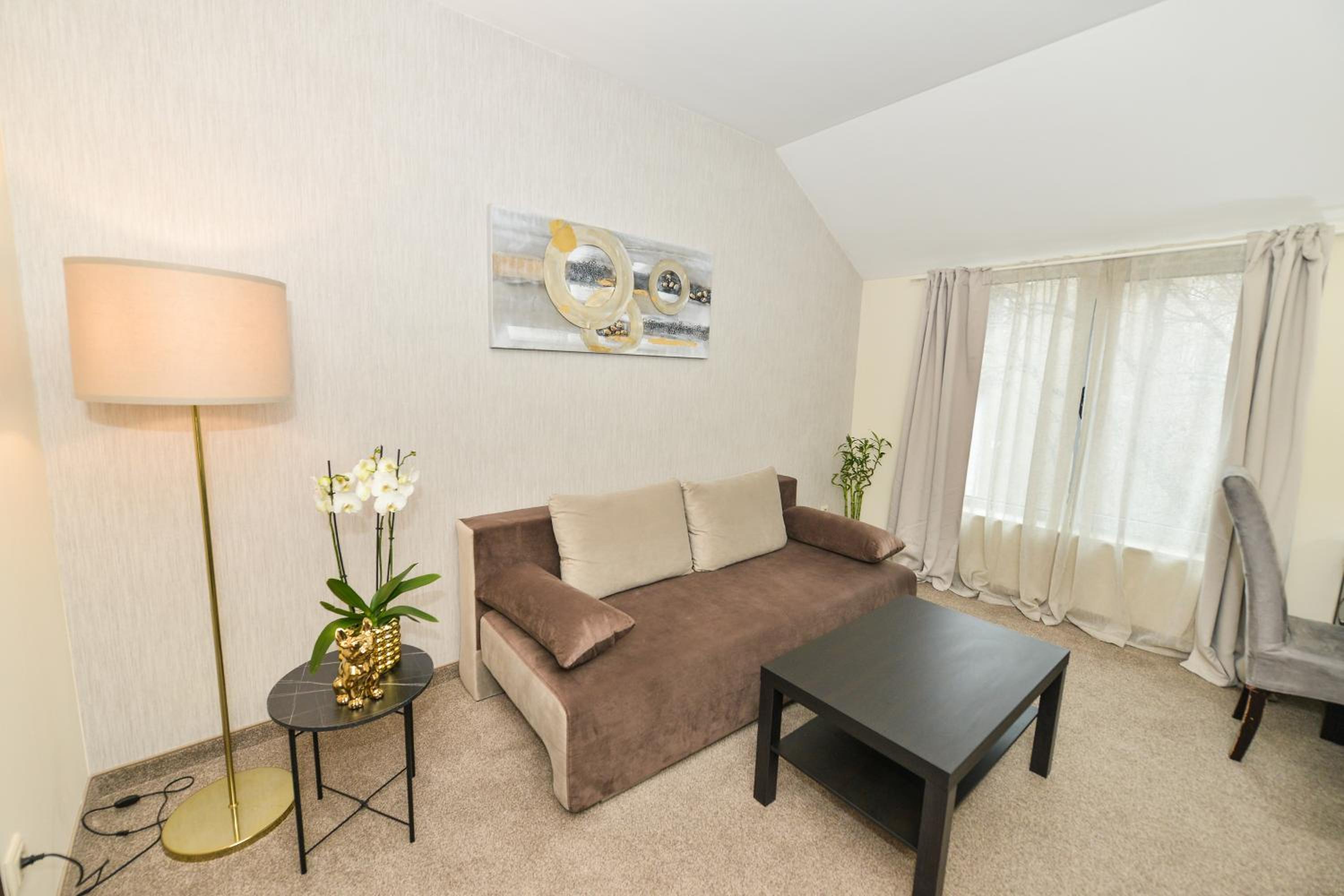 Suite with King Bed and Sofa Bed - Non-Smoking - Photo 15