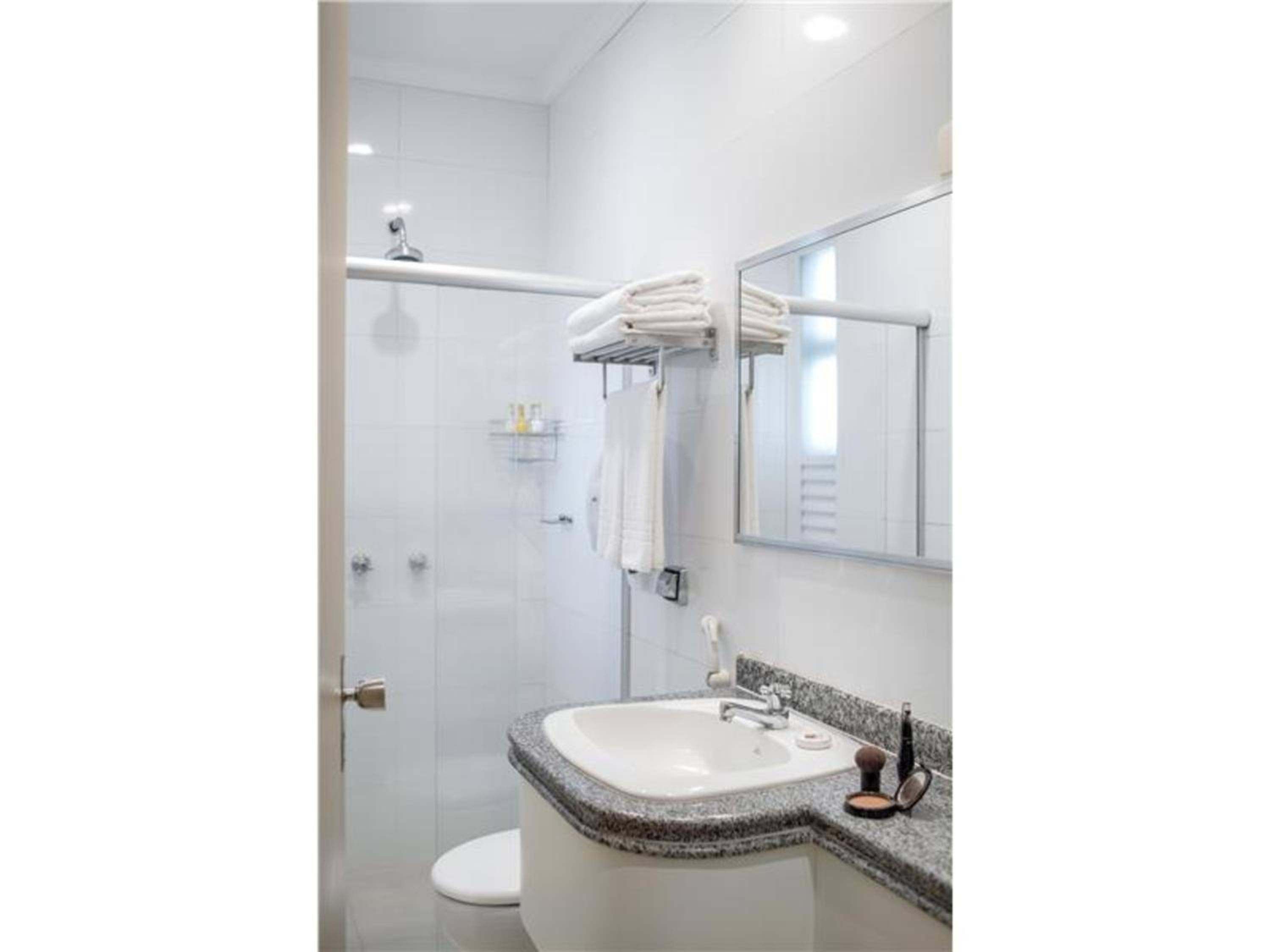 Standard Twin - 2 Camas Solteiro - Photo 2