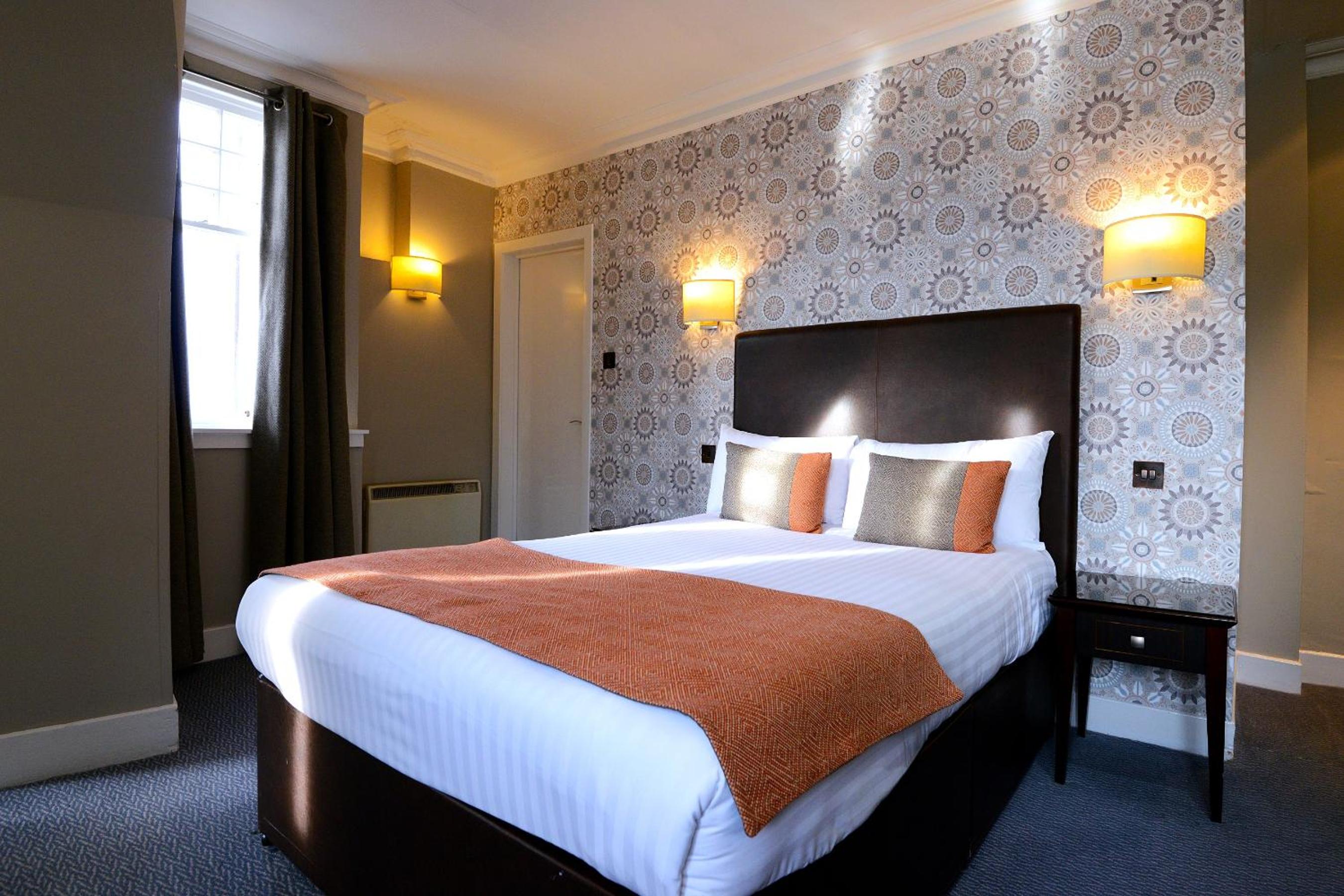 Standard Double Room - Photo 2