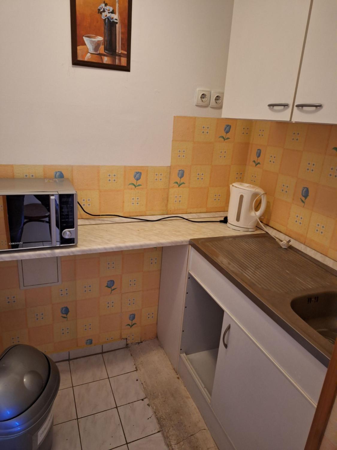 Quadruple Room with Bathroom - Photo 7