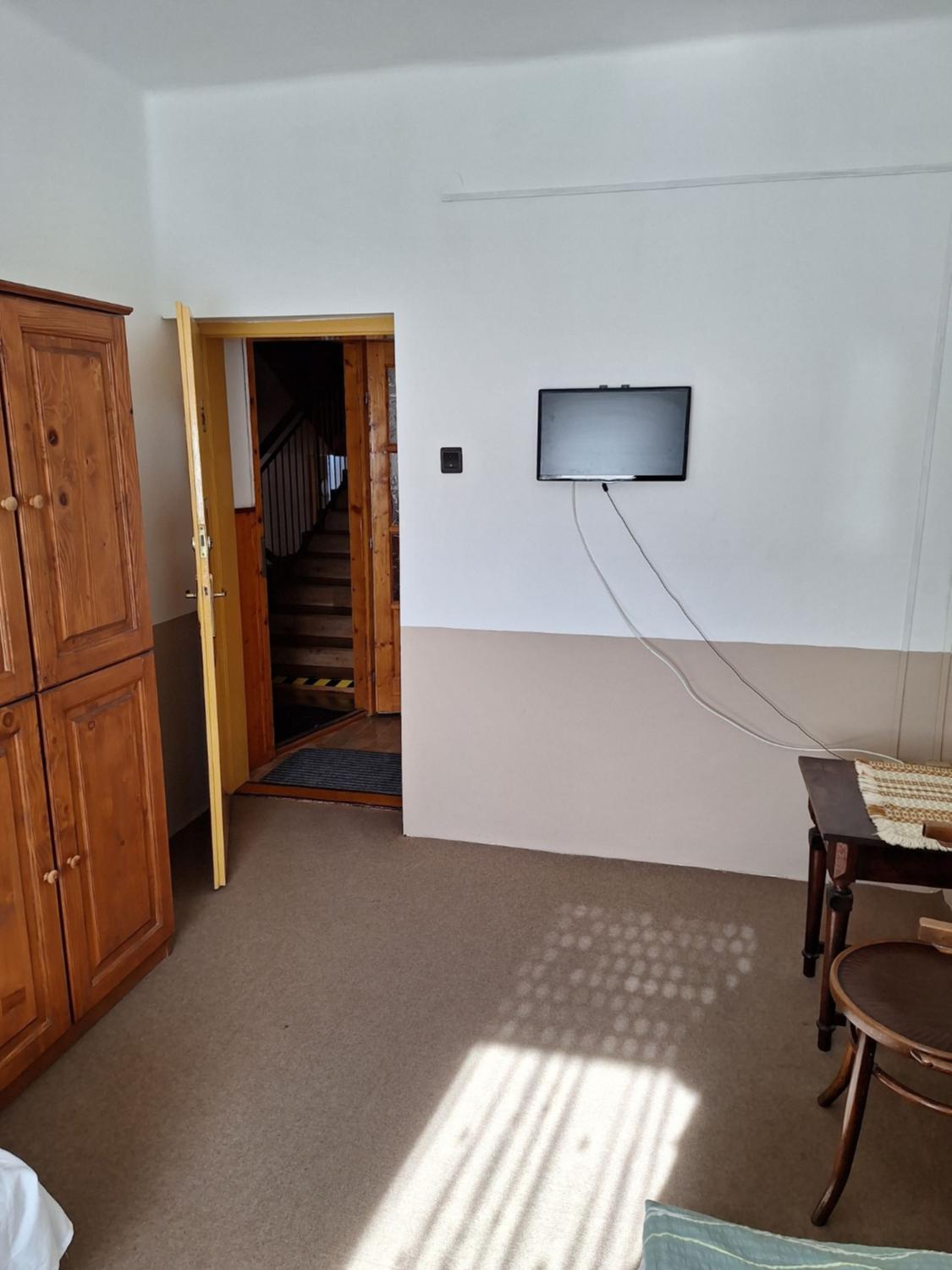 Family Room with Bathroom photo 1