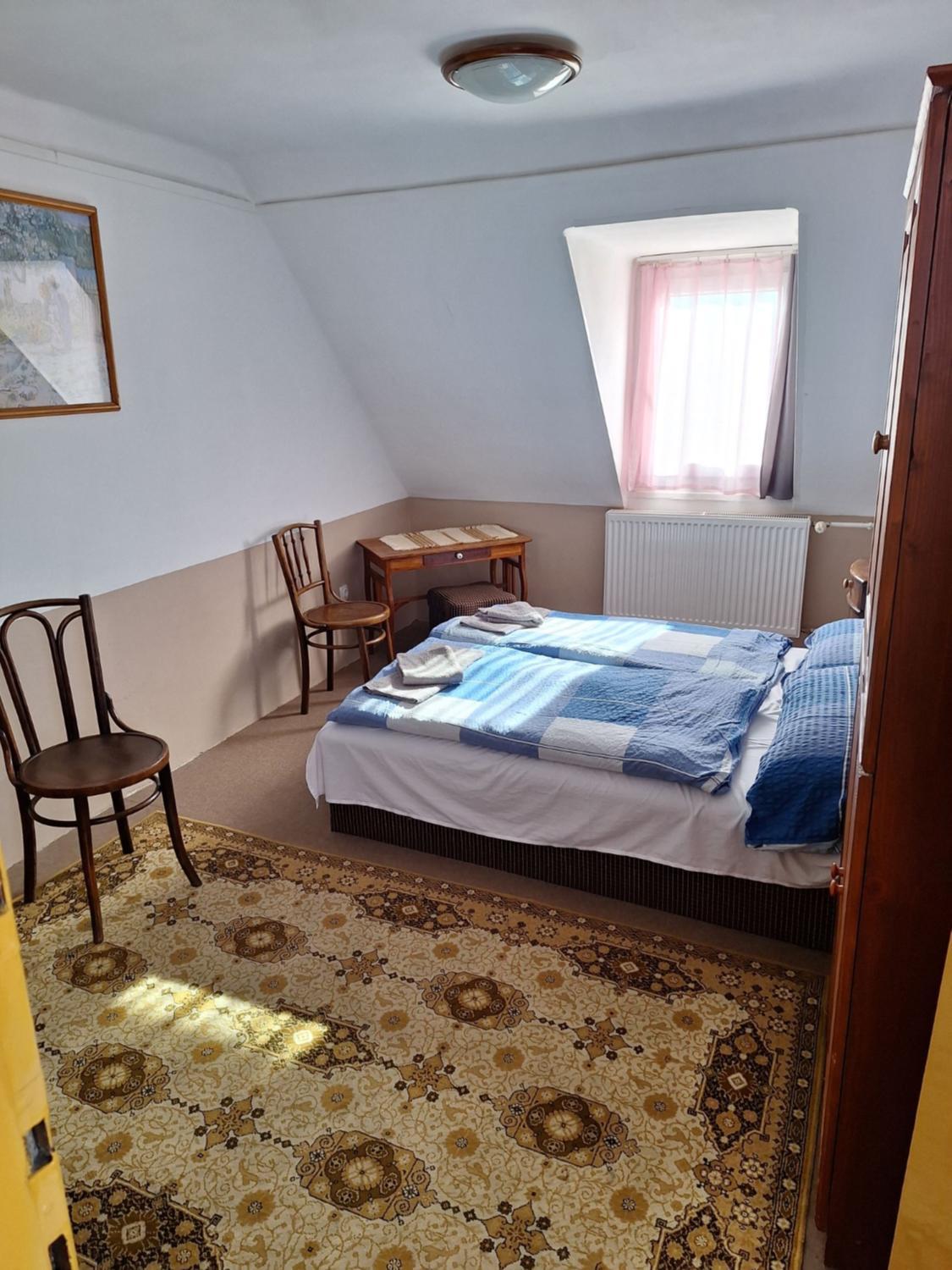 Quadruple Room with Bathroom - Photo 5