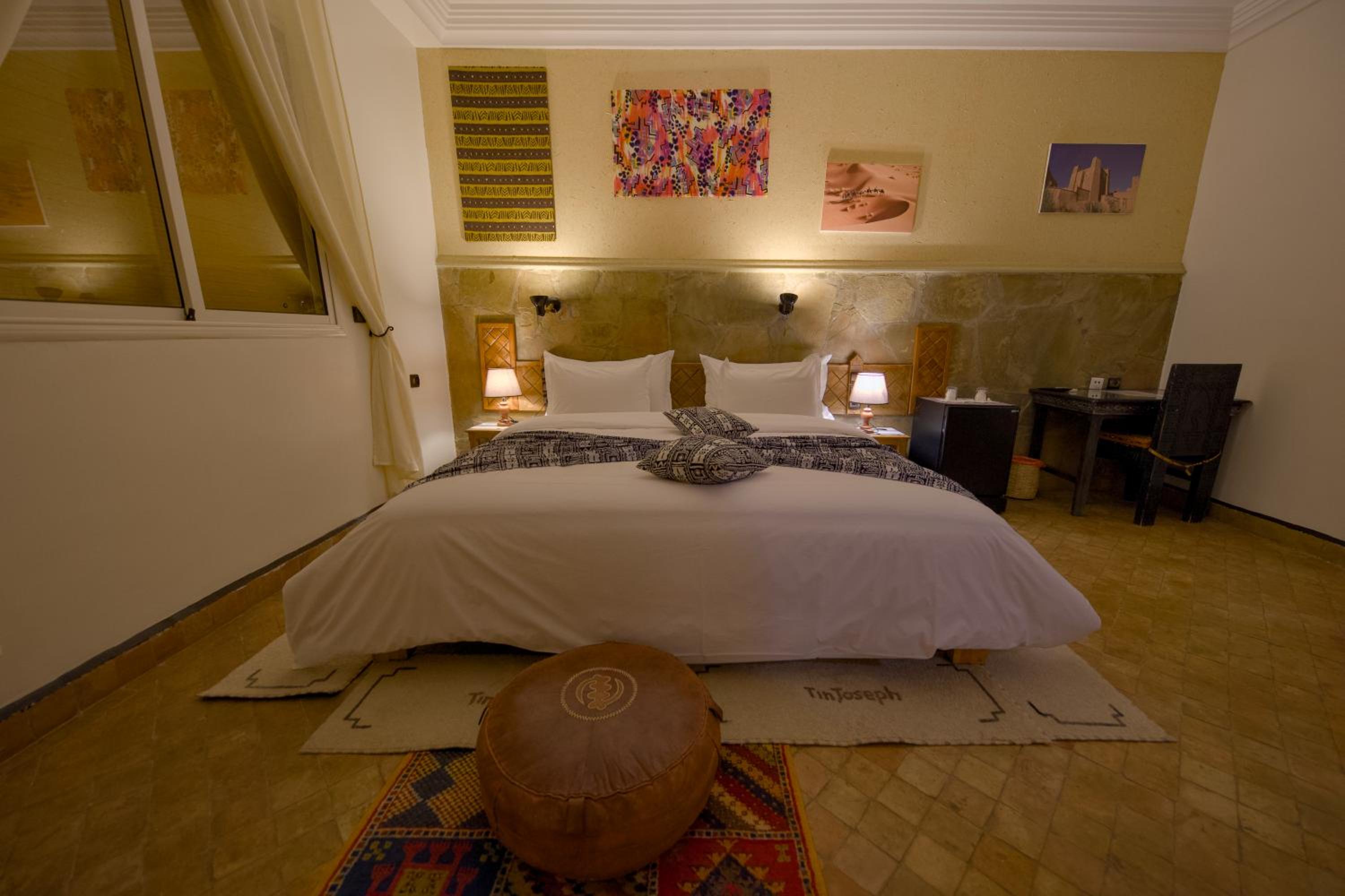 Superior Suite - Photo 7