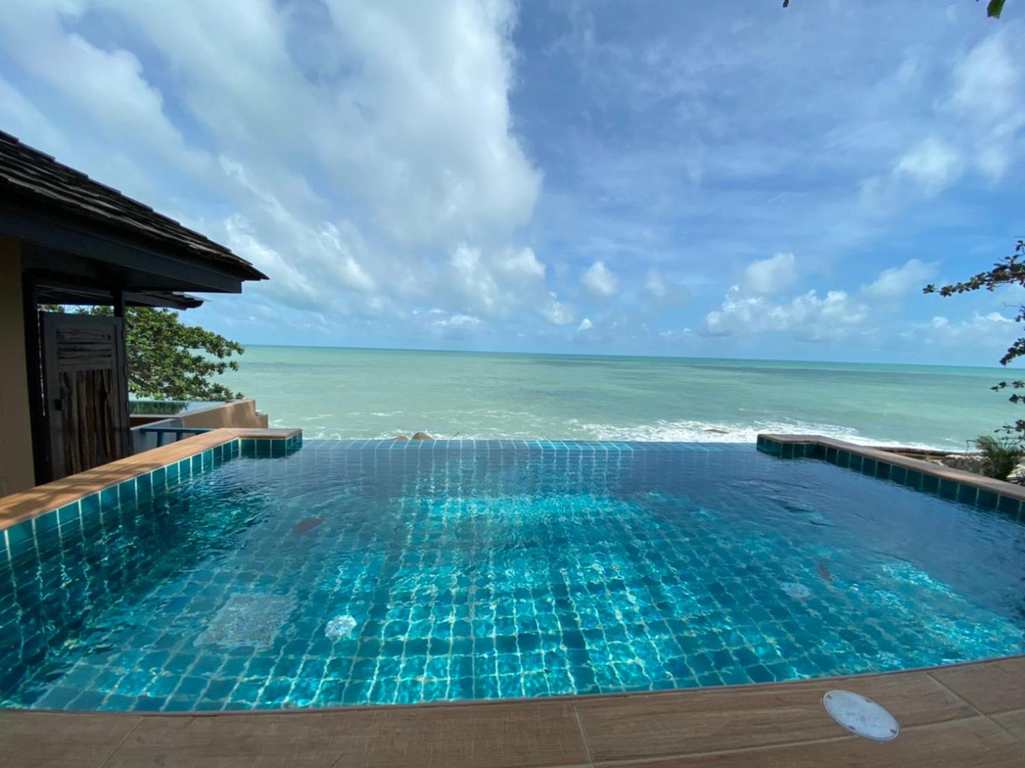 Deluxe Villa with Sea View photo 3