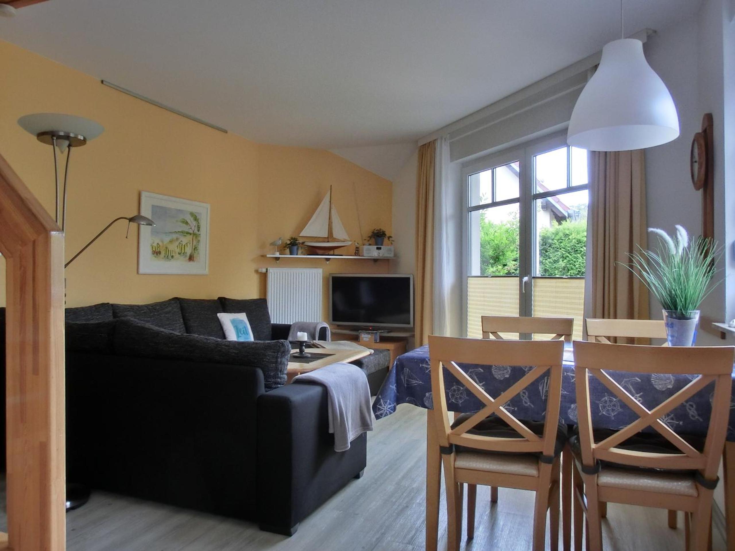 Apartment with Terrace photo 1