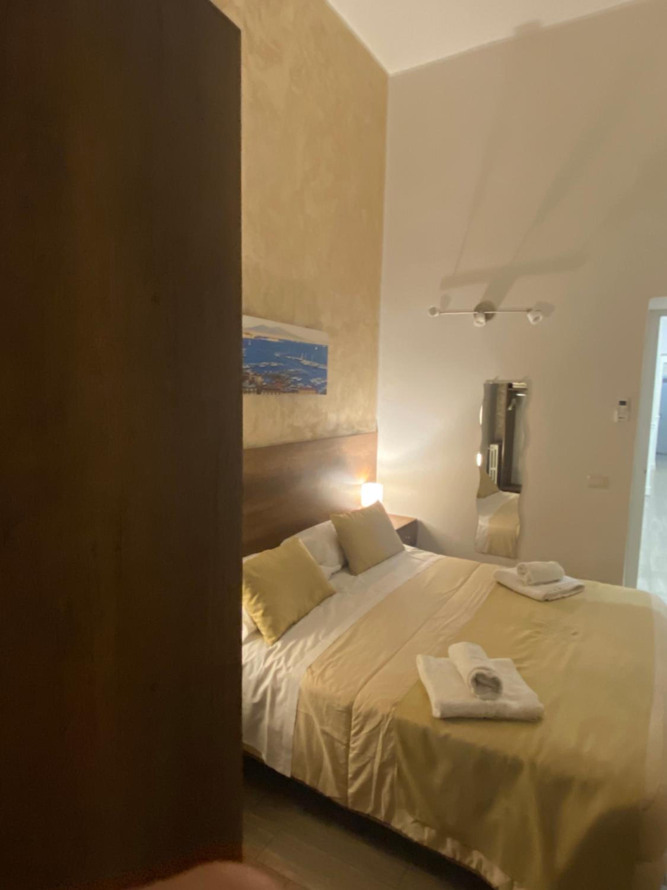 Large Double or Twin Room