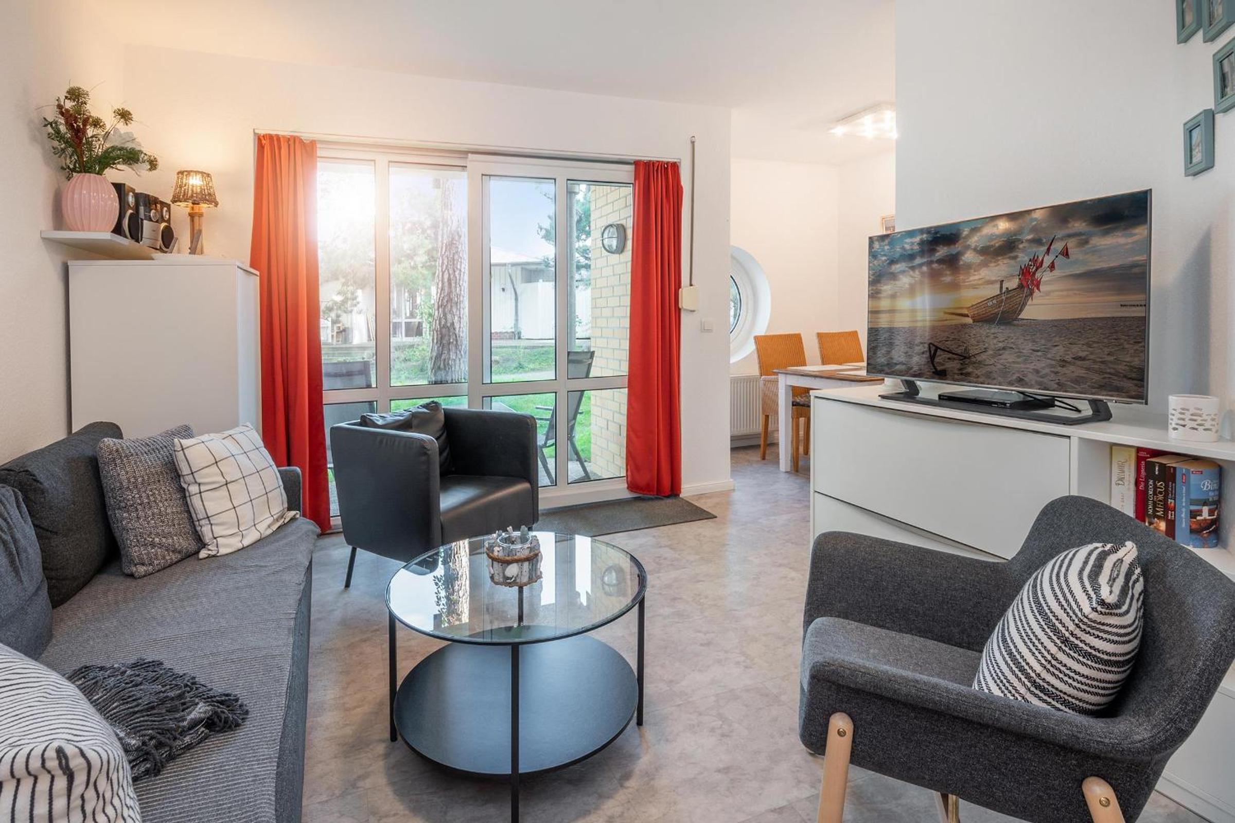 Apartment with Terrace photo 1