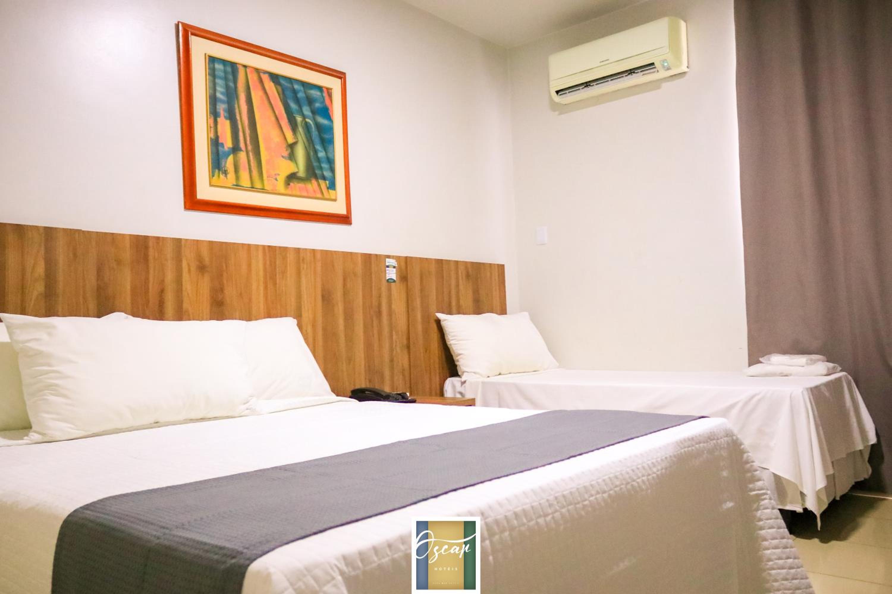 Economy Triple Room photo 2