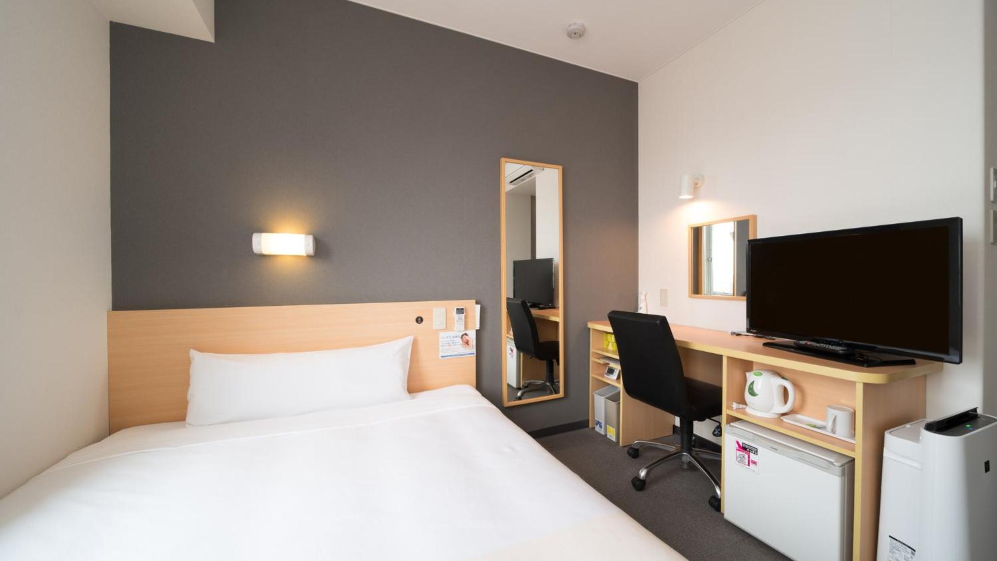Double Room - Smoking - Photo 10