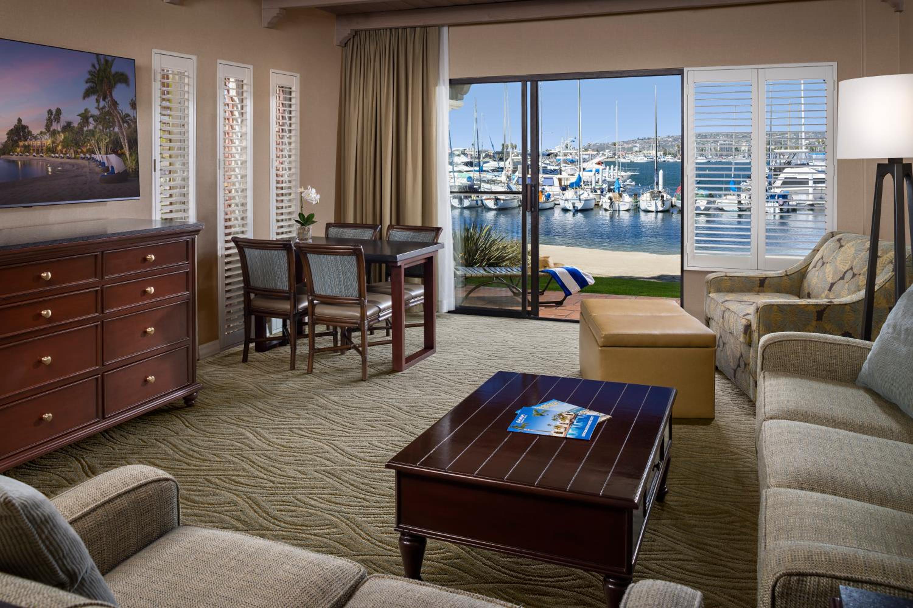 Bay Suite 1 King thumbnail 5