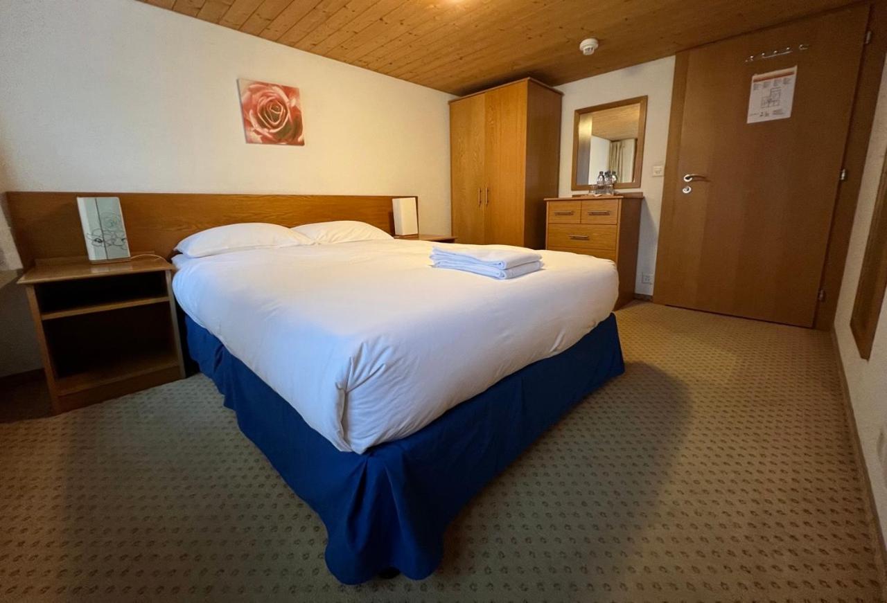 Double Room with Mountain View photo 2