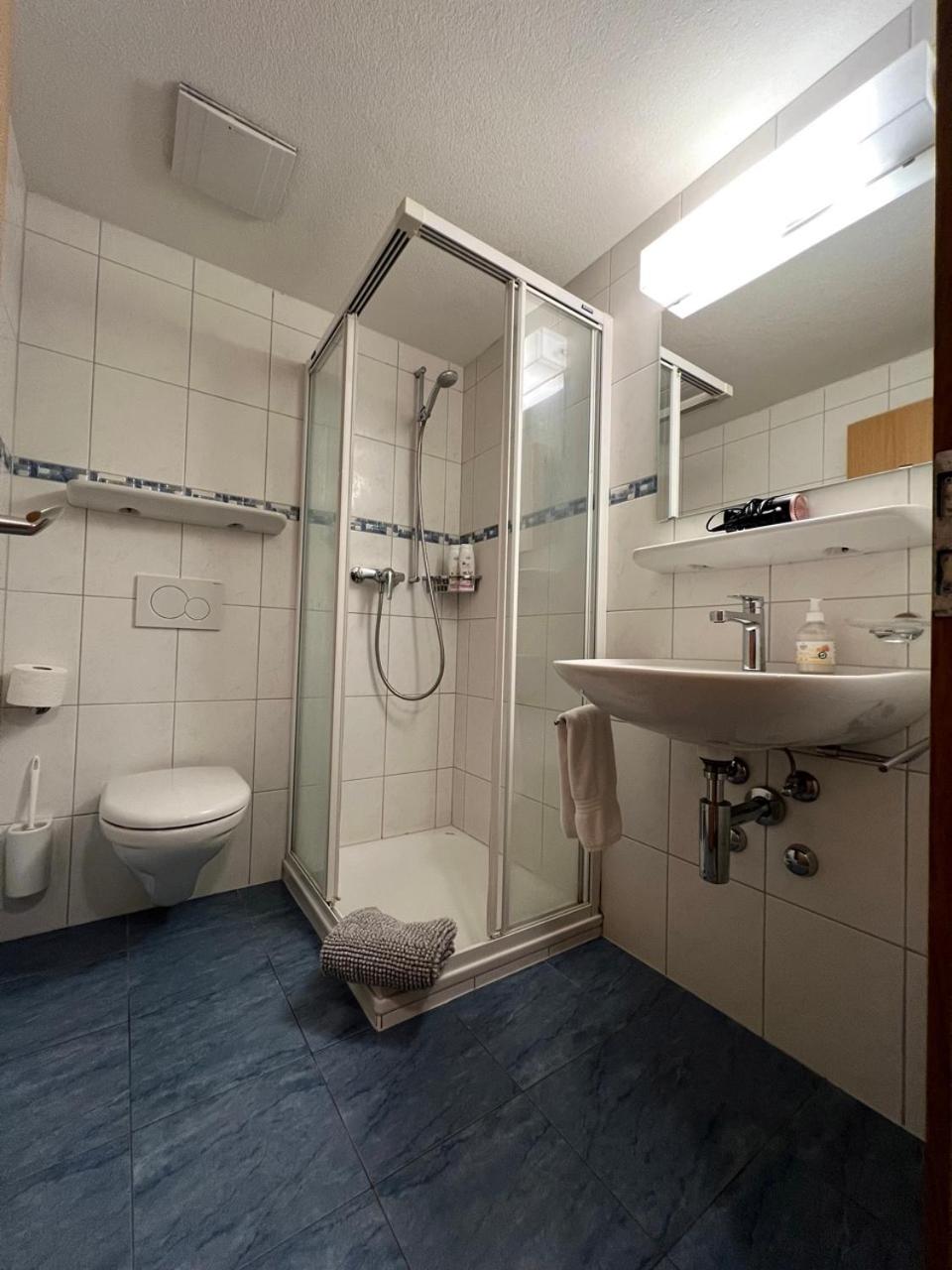 Double Room with Waterfall View photo 3