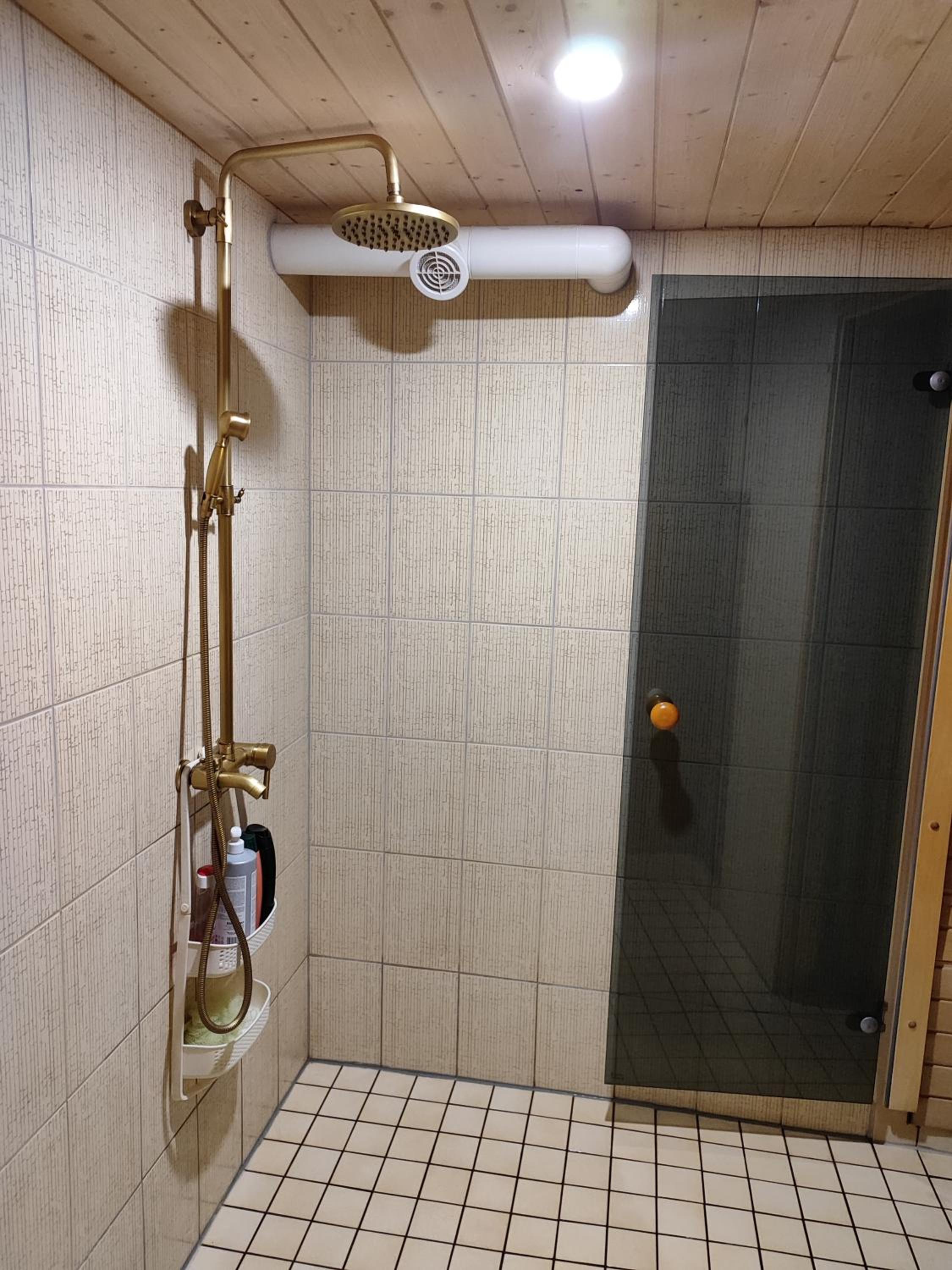One-Bedroom House - Photo 16