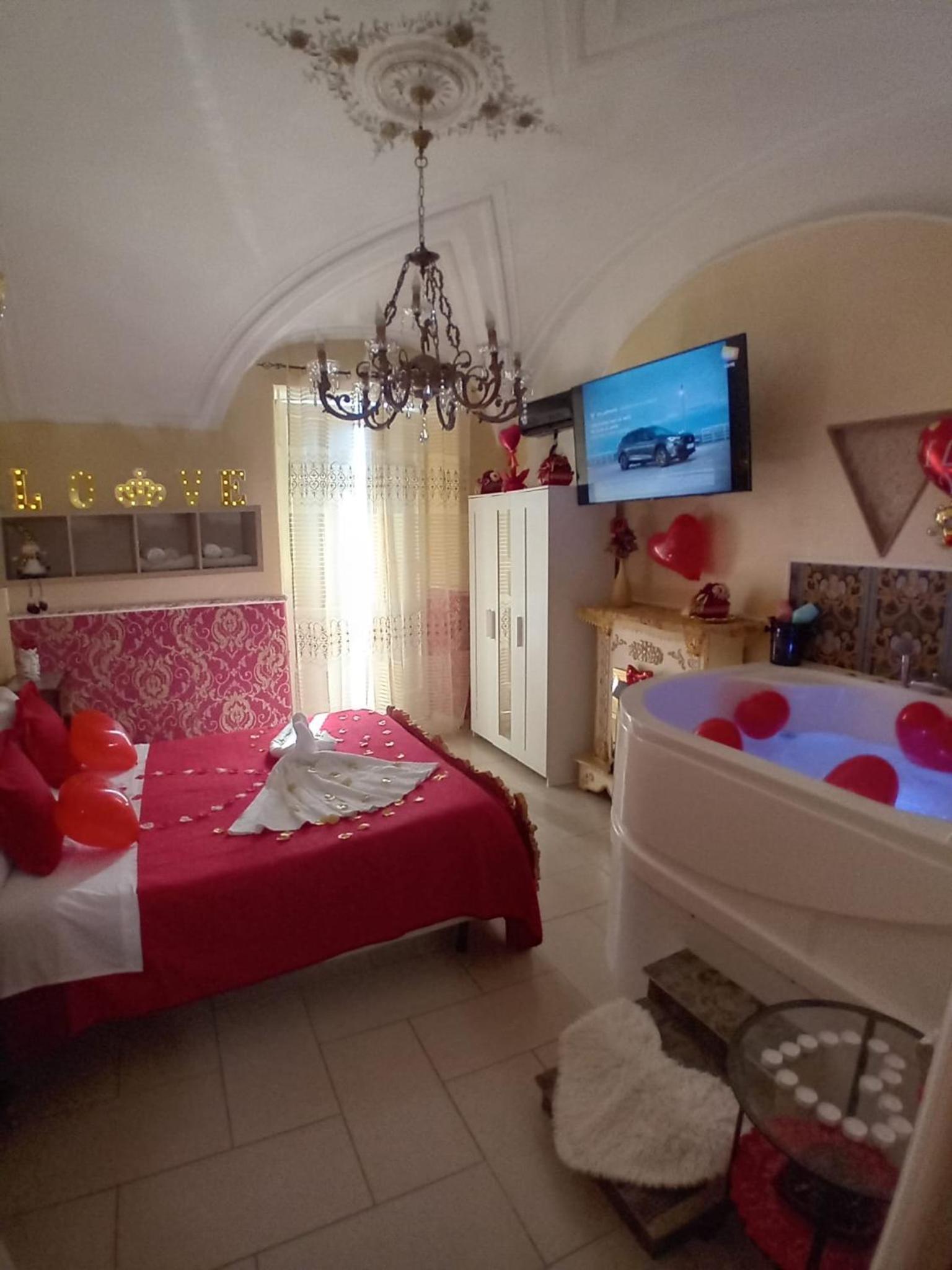 King Room with Spa Bath - Photo 9