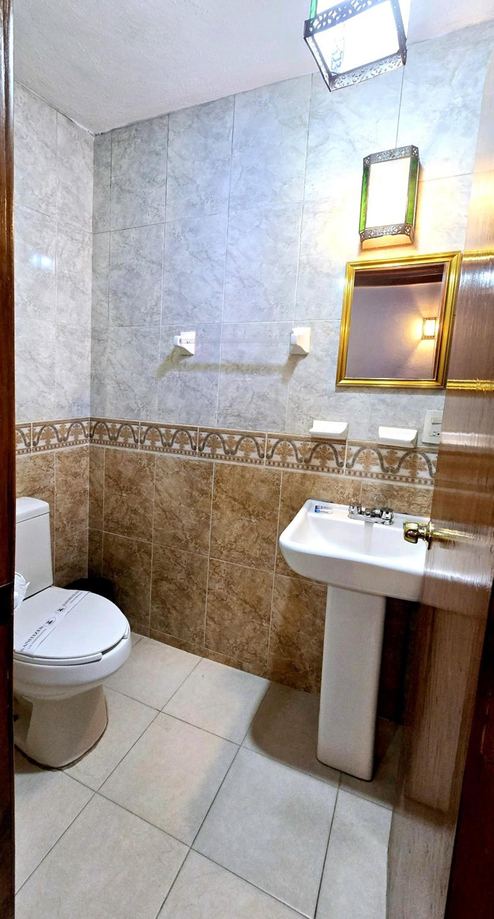 Basic Triple Room photo 2