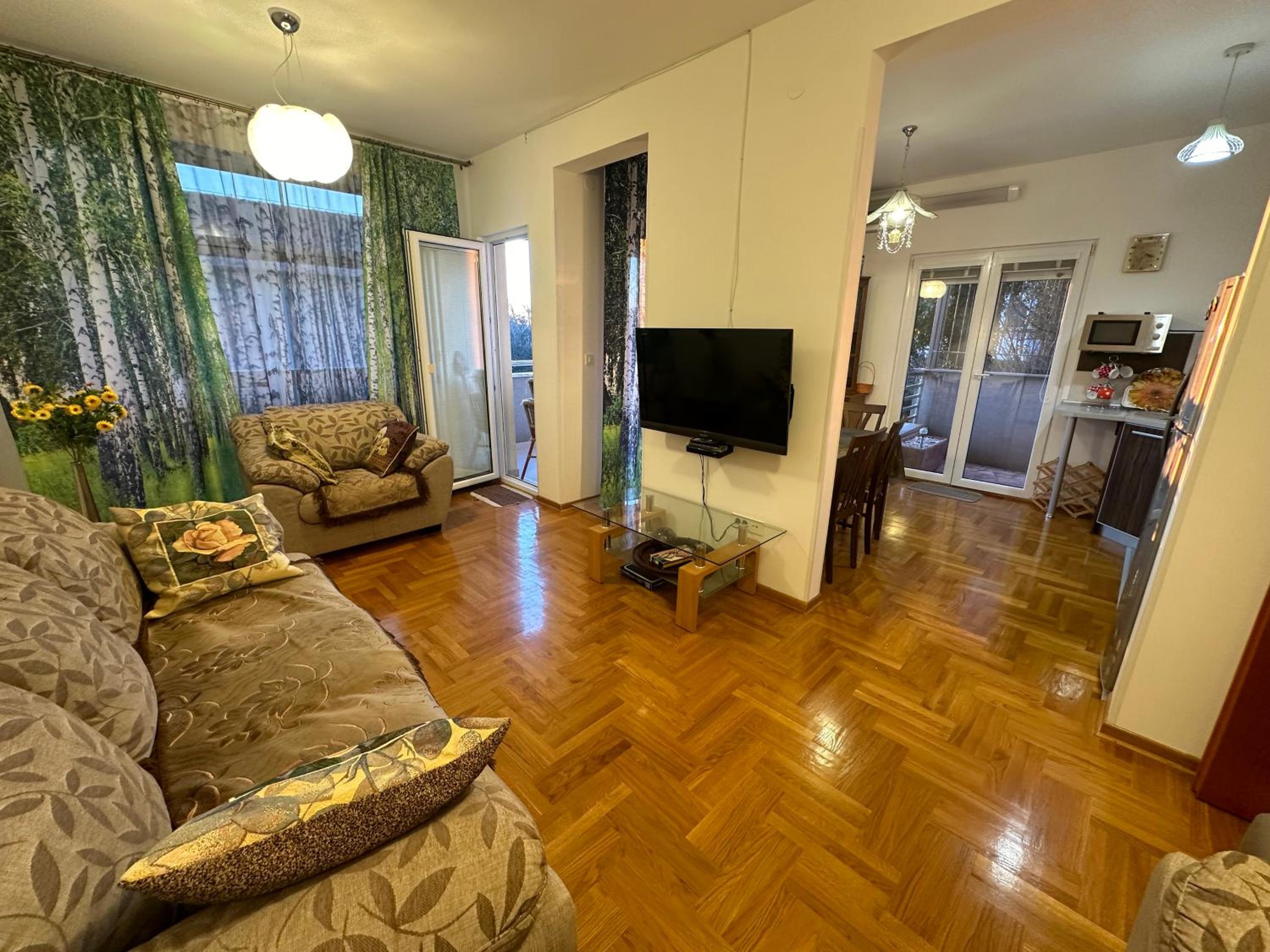 Apartment with Terrace photo 3