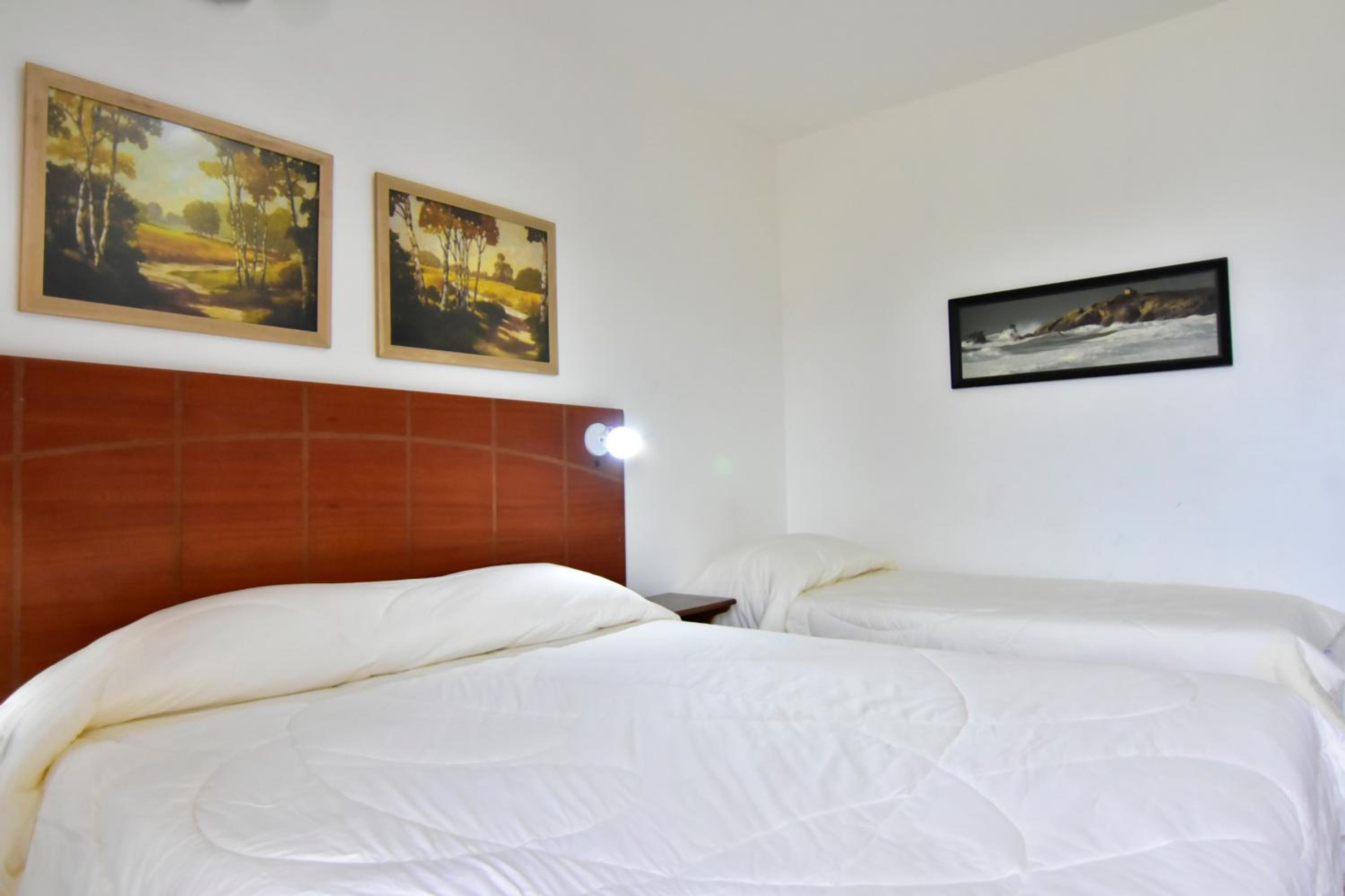 Triple Room - Photo 7