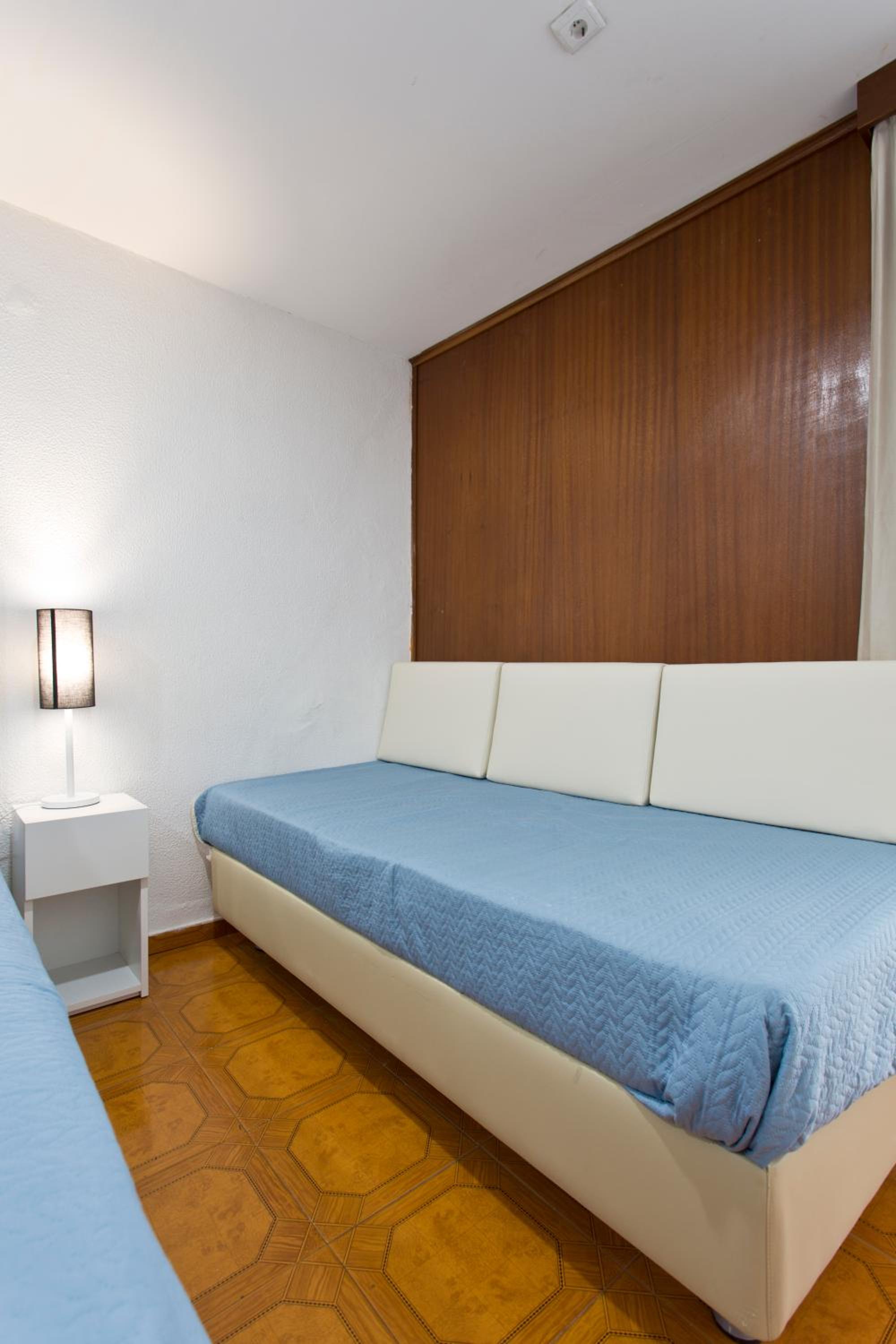 Triple Room - Photo 10