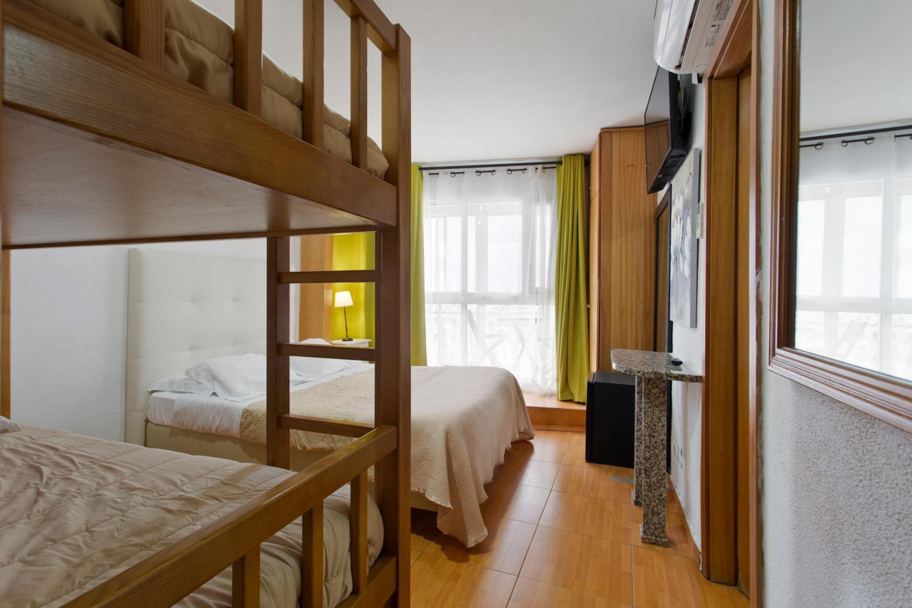 Quadruple Room - Photo 3