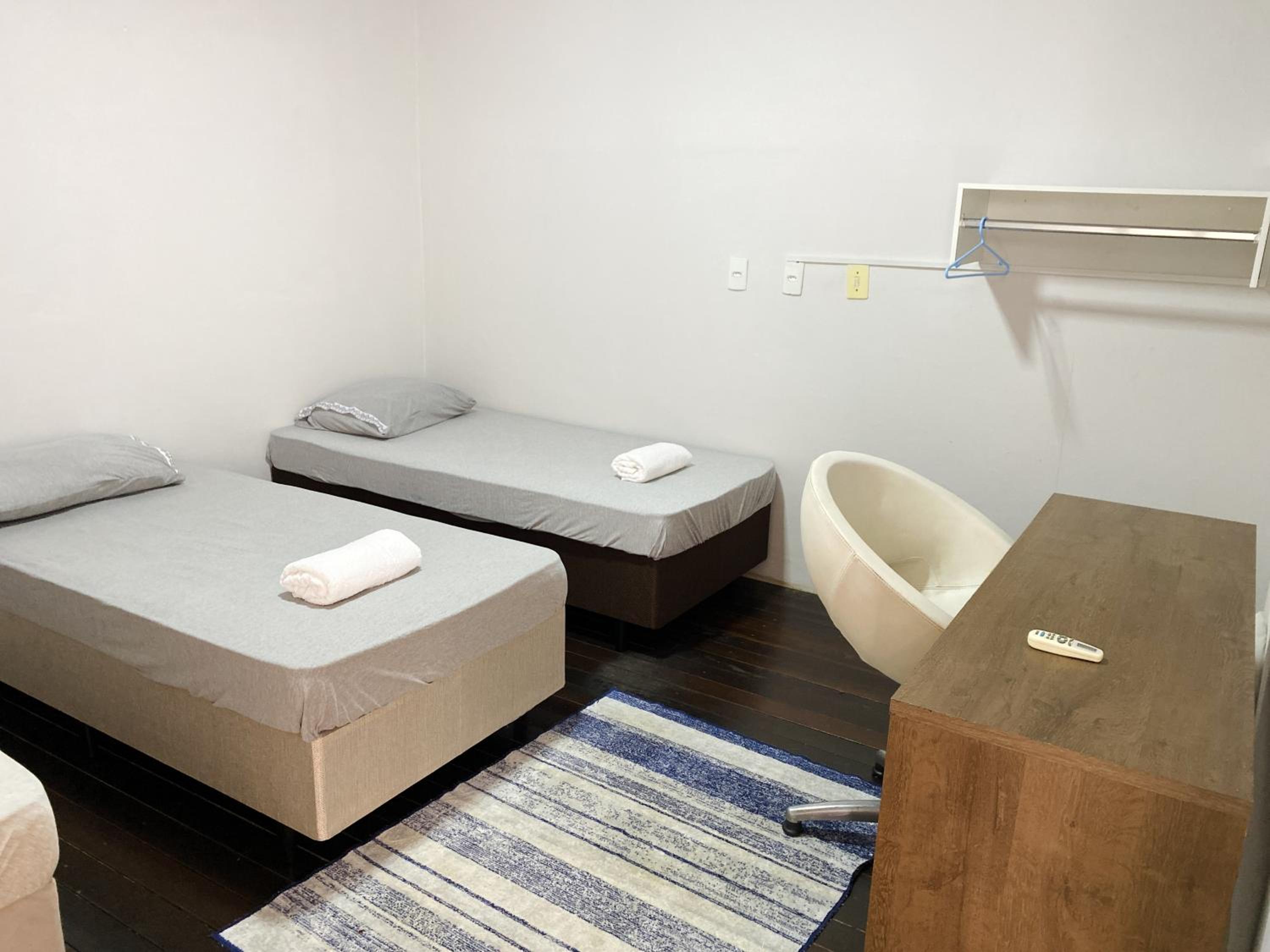 Large Single Room photo 3