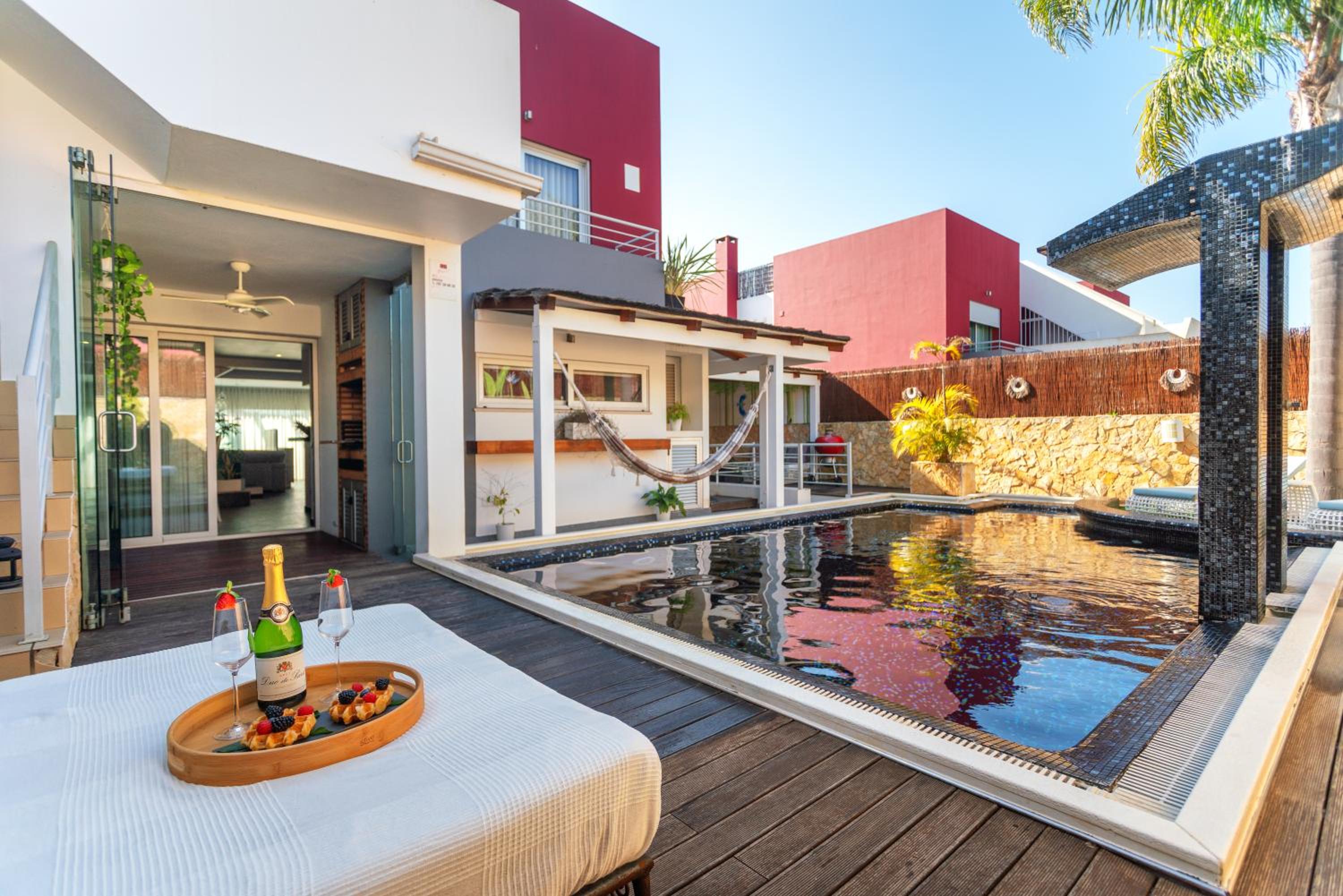 Three-Bedroom Villa photo 1