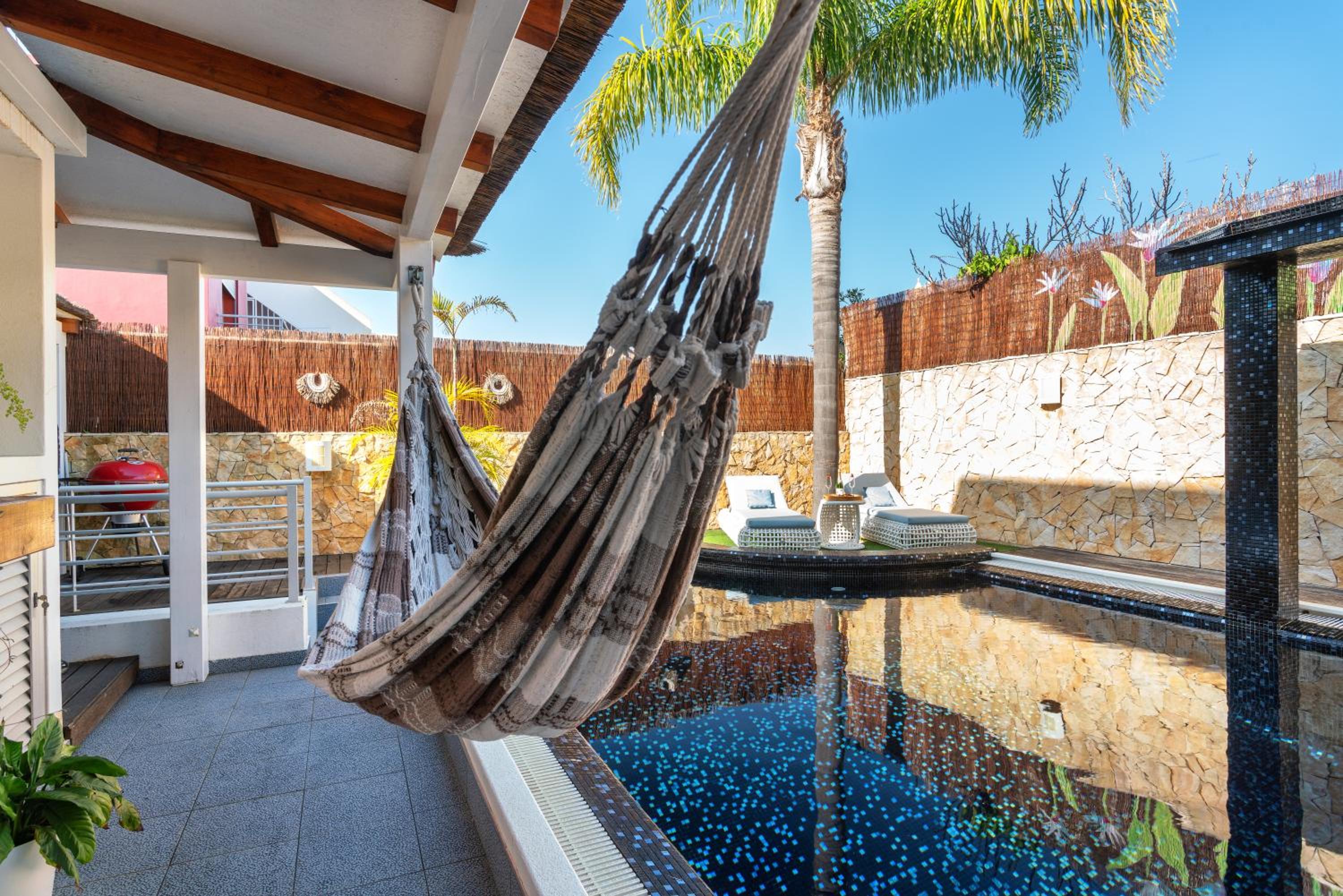 Three-Bedroom Villa photo 2