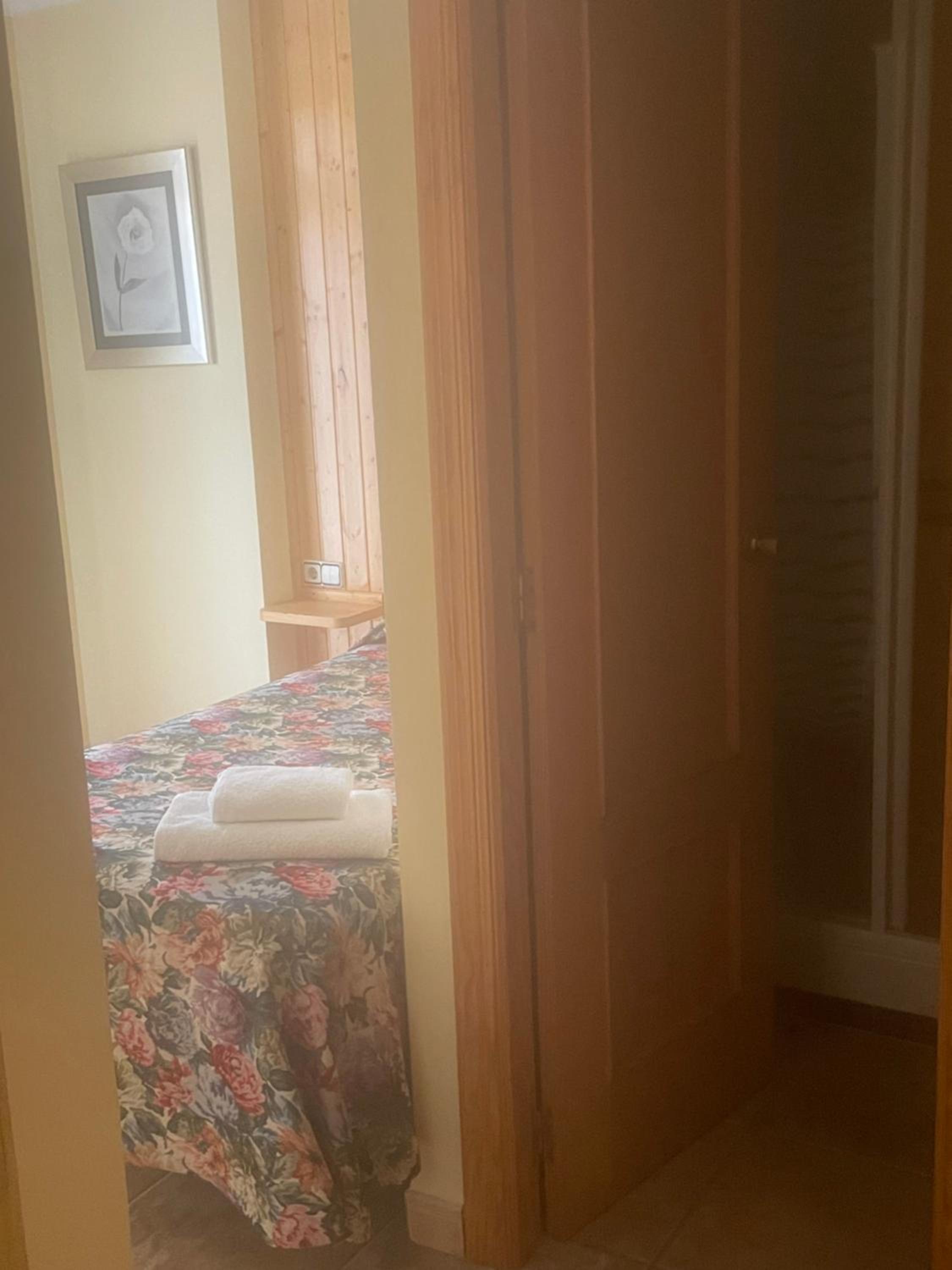 Single Room with Balcony photo 3