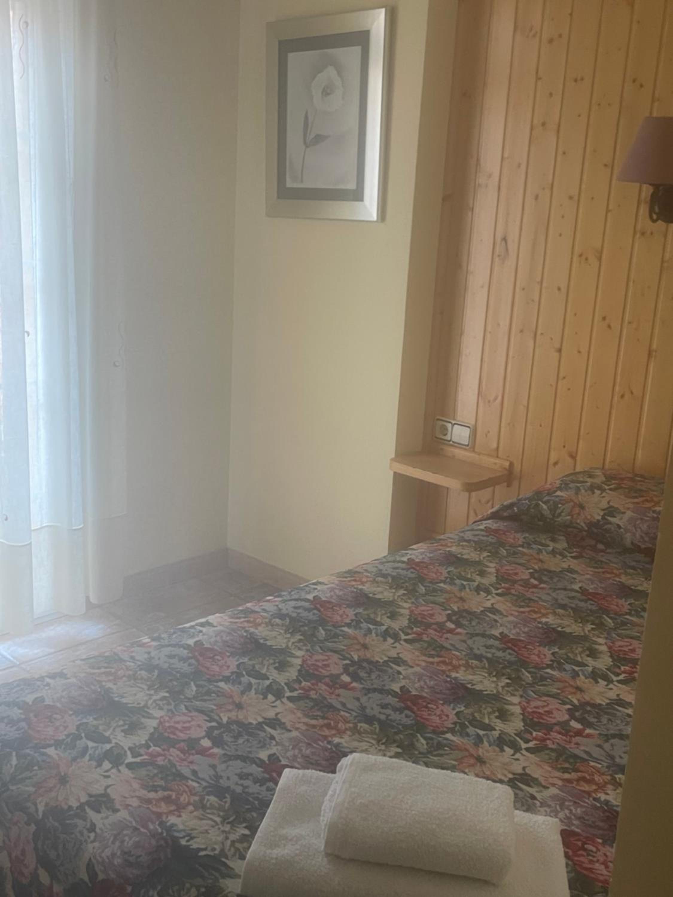 Single Room with Balcony photo 2