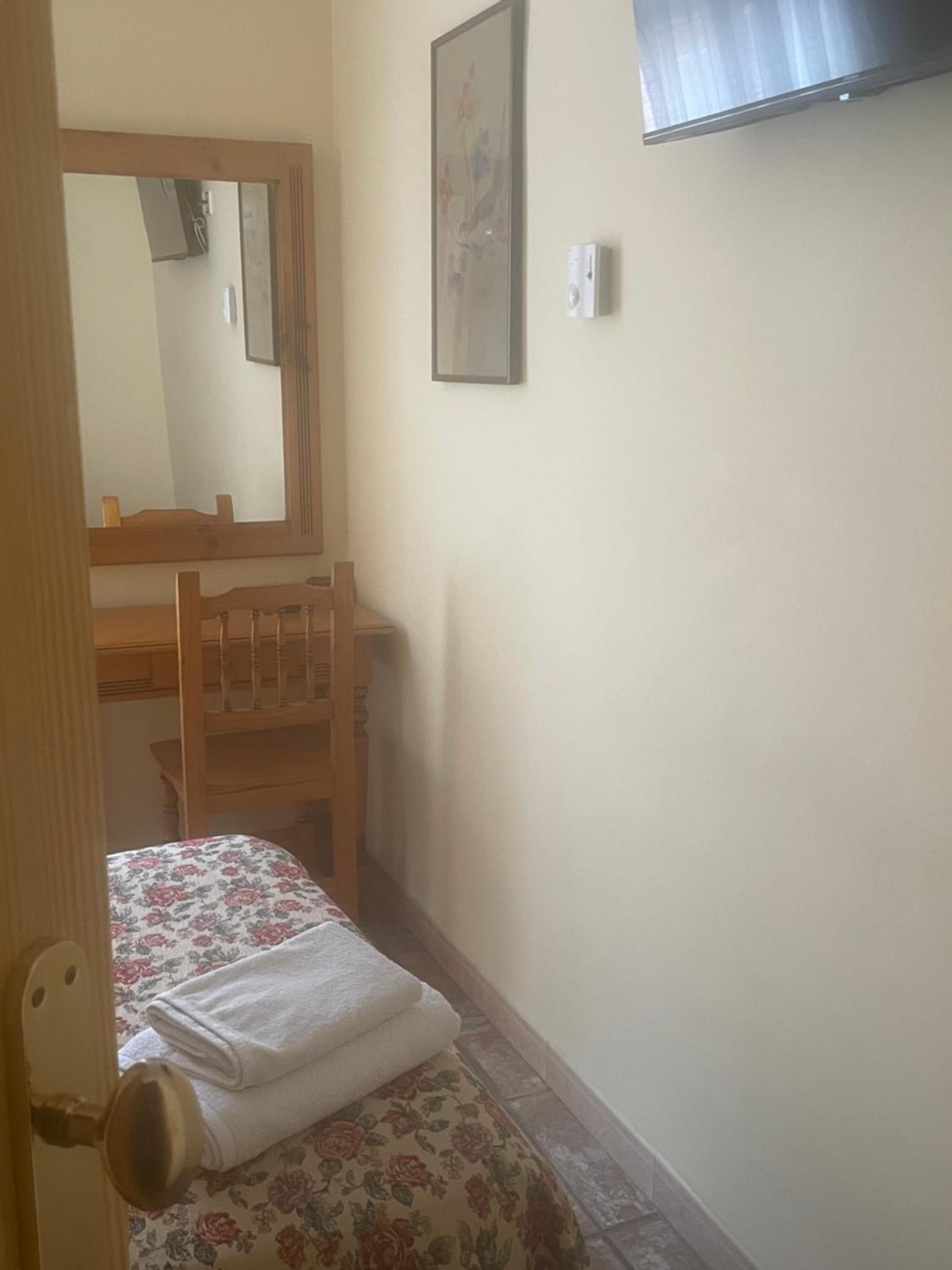 Habitación Sencilla con Balcón