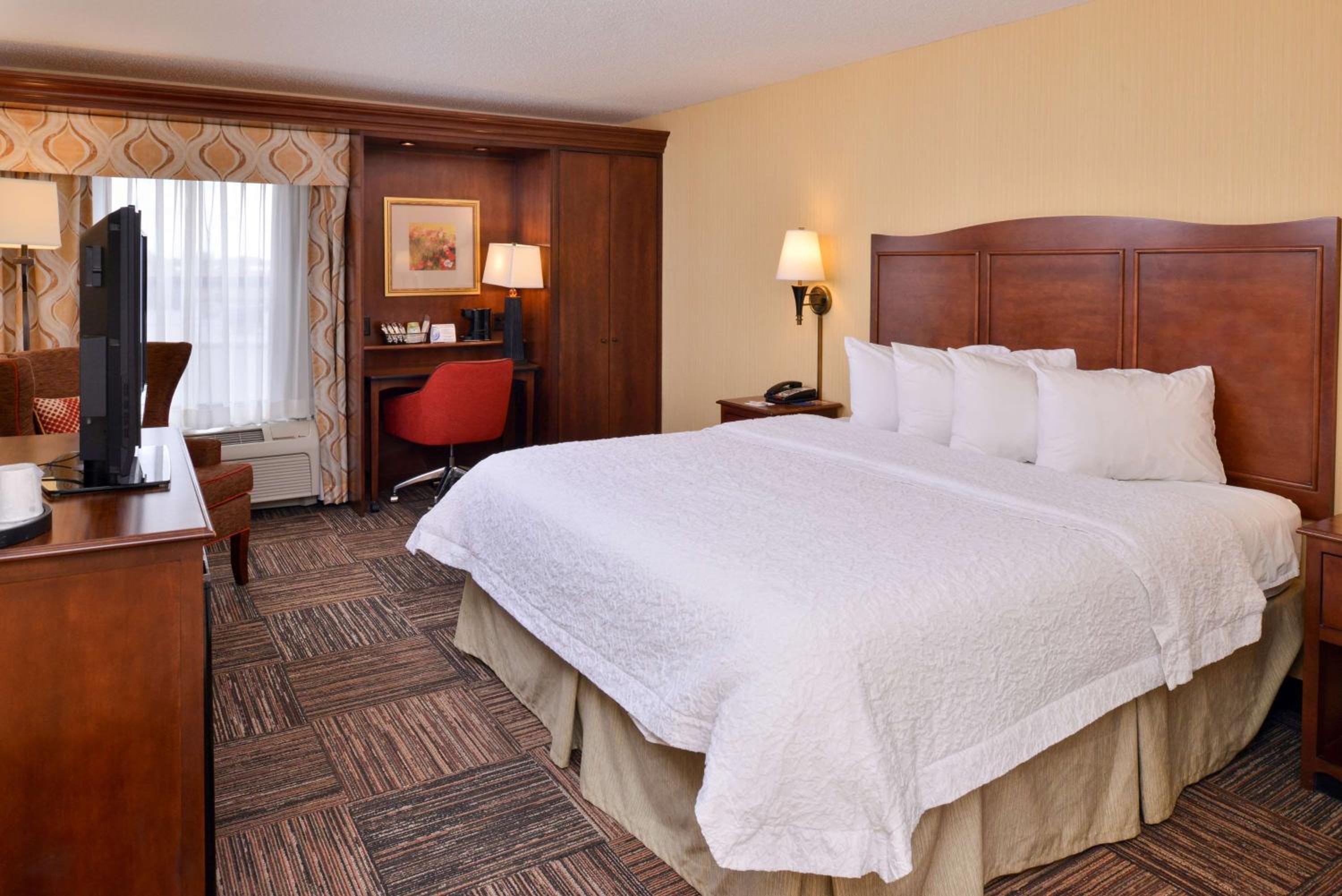 King Room - Mobility Access/Non-Smoking - Photo 3