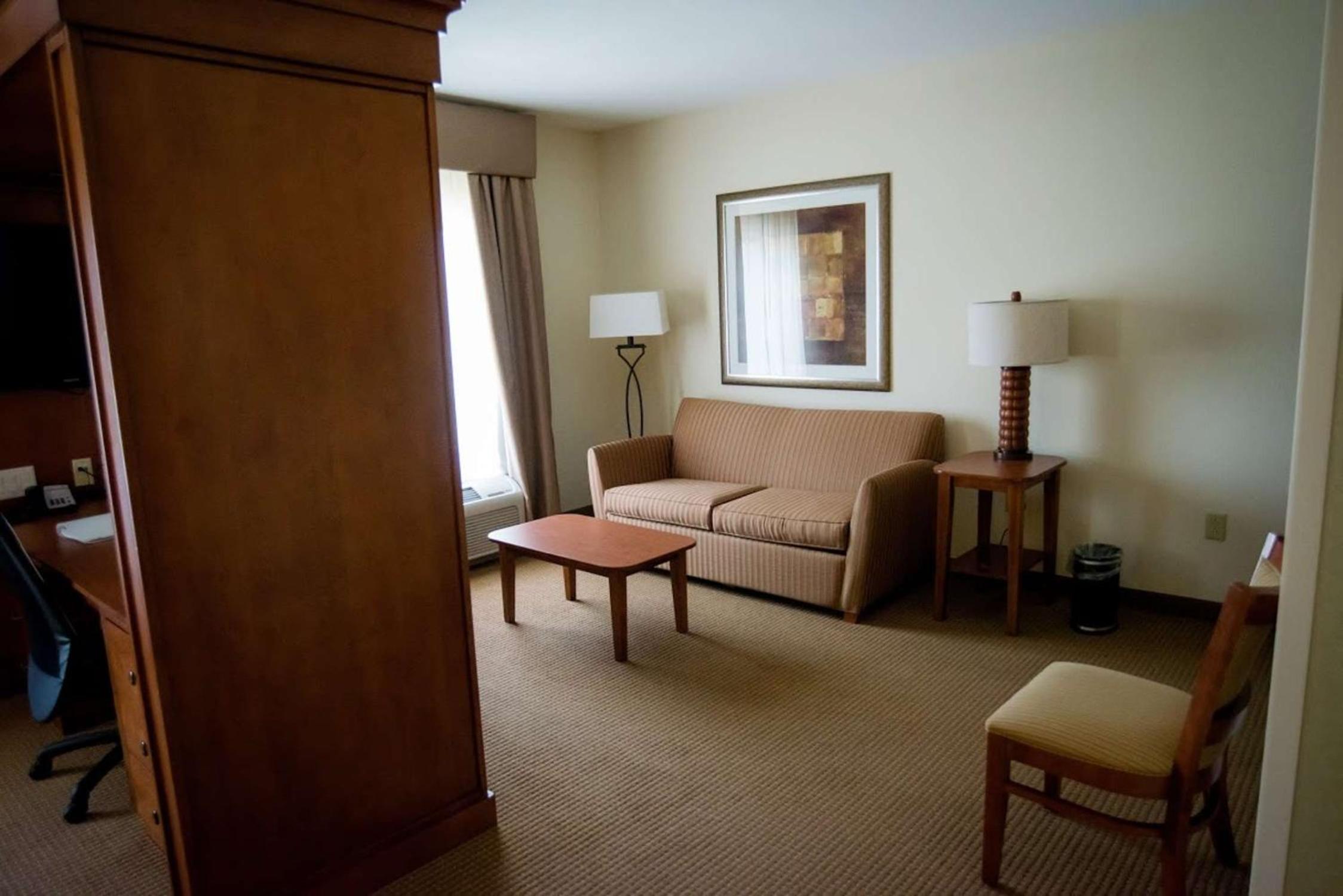 King Studio Suite - Non-Smoking