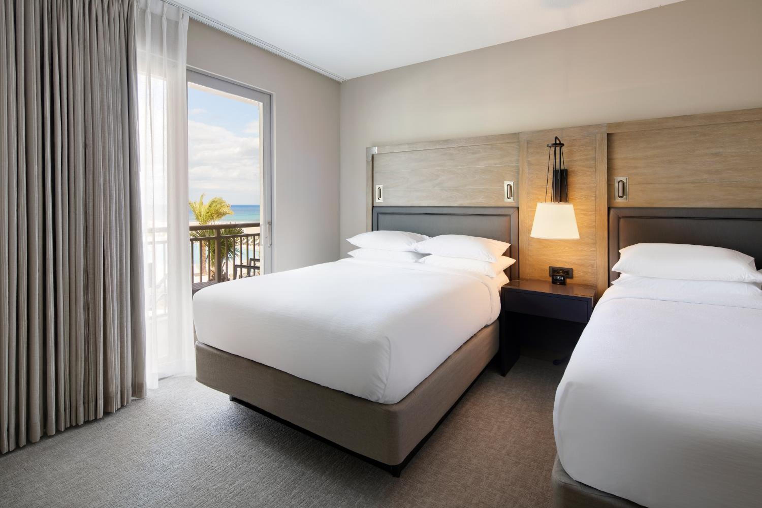Suite with Balcony and Ocean View