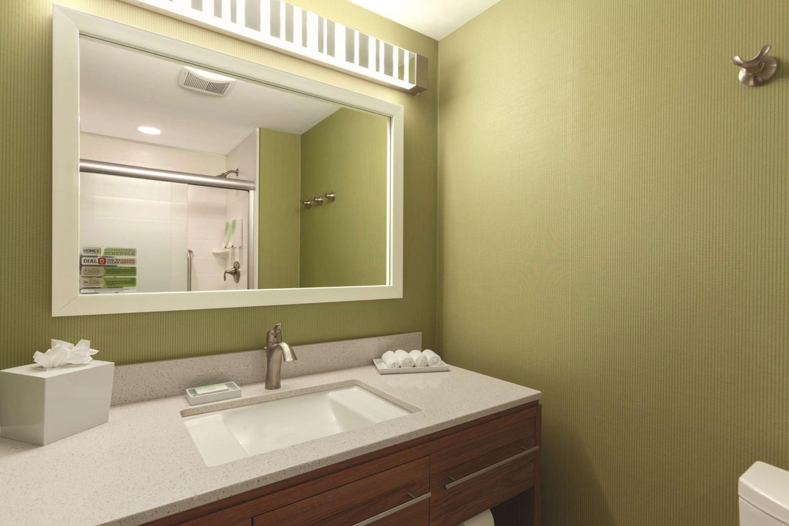 King Studio Suite - Non-Smoking photo 2