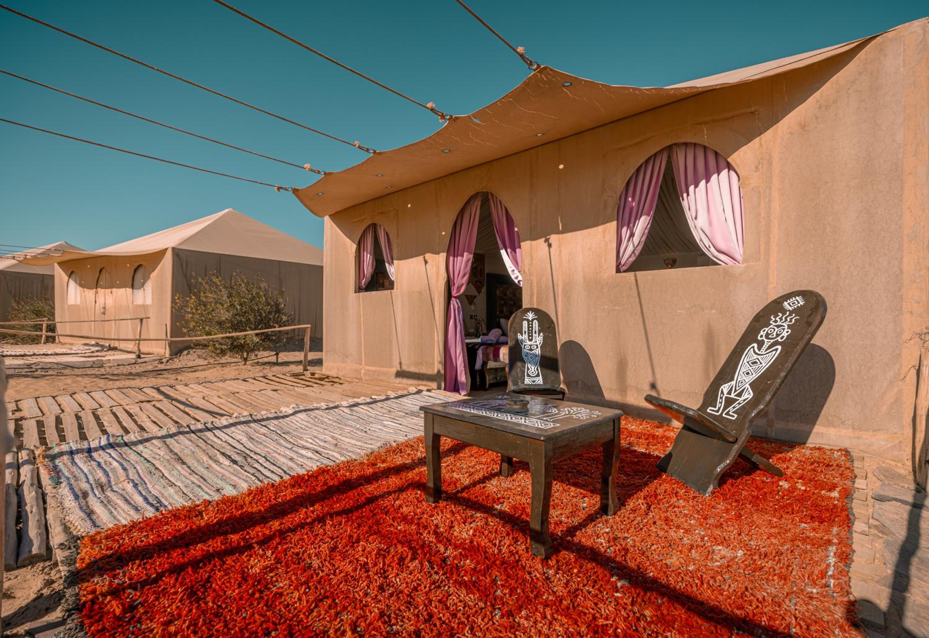Tent - Photo 2