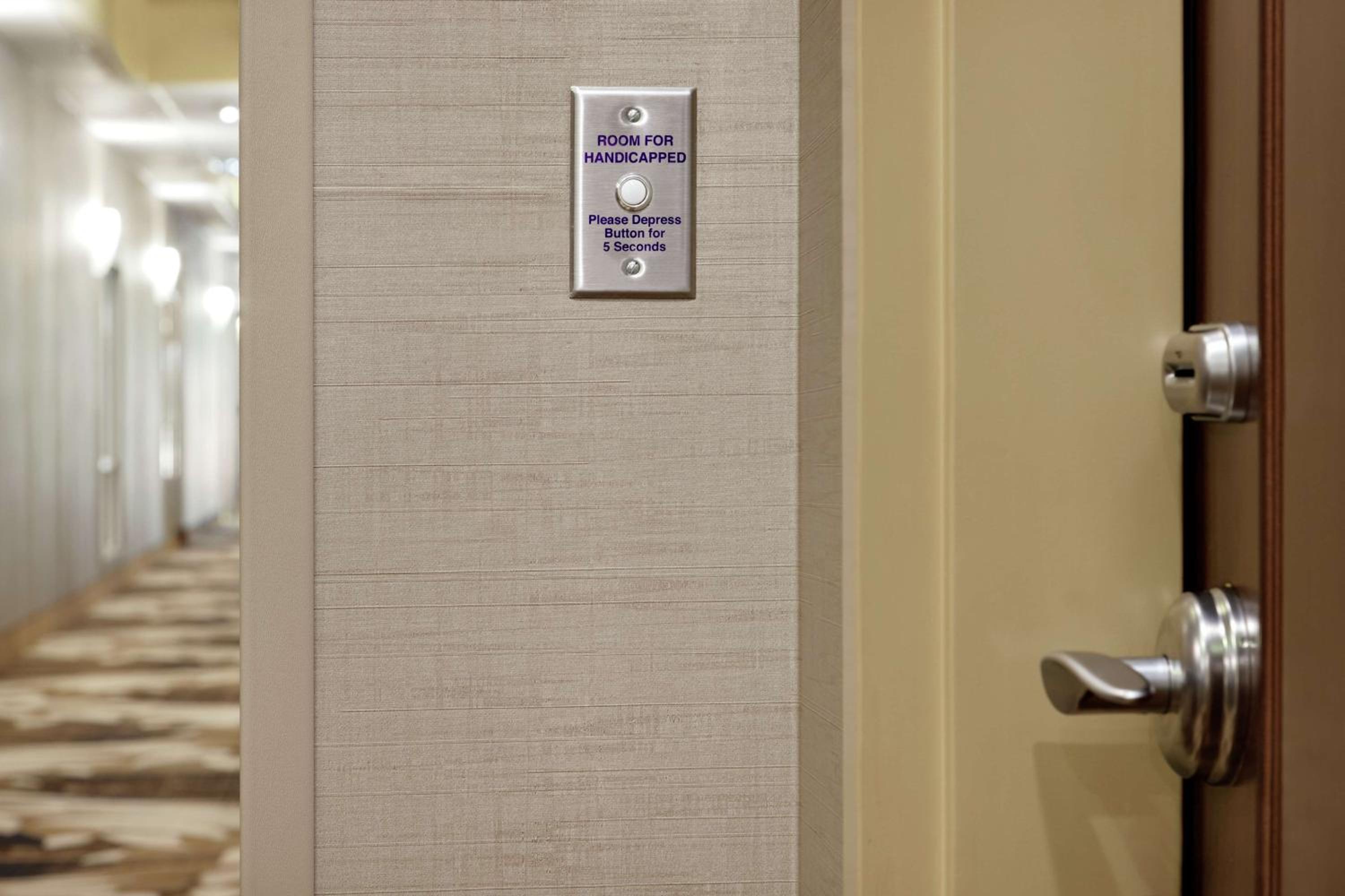 King Studio Suite - Hearing Access/Non-Smoking - Photo 2
