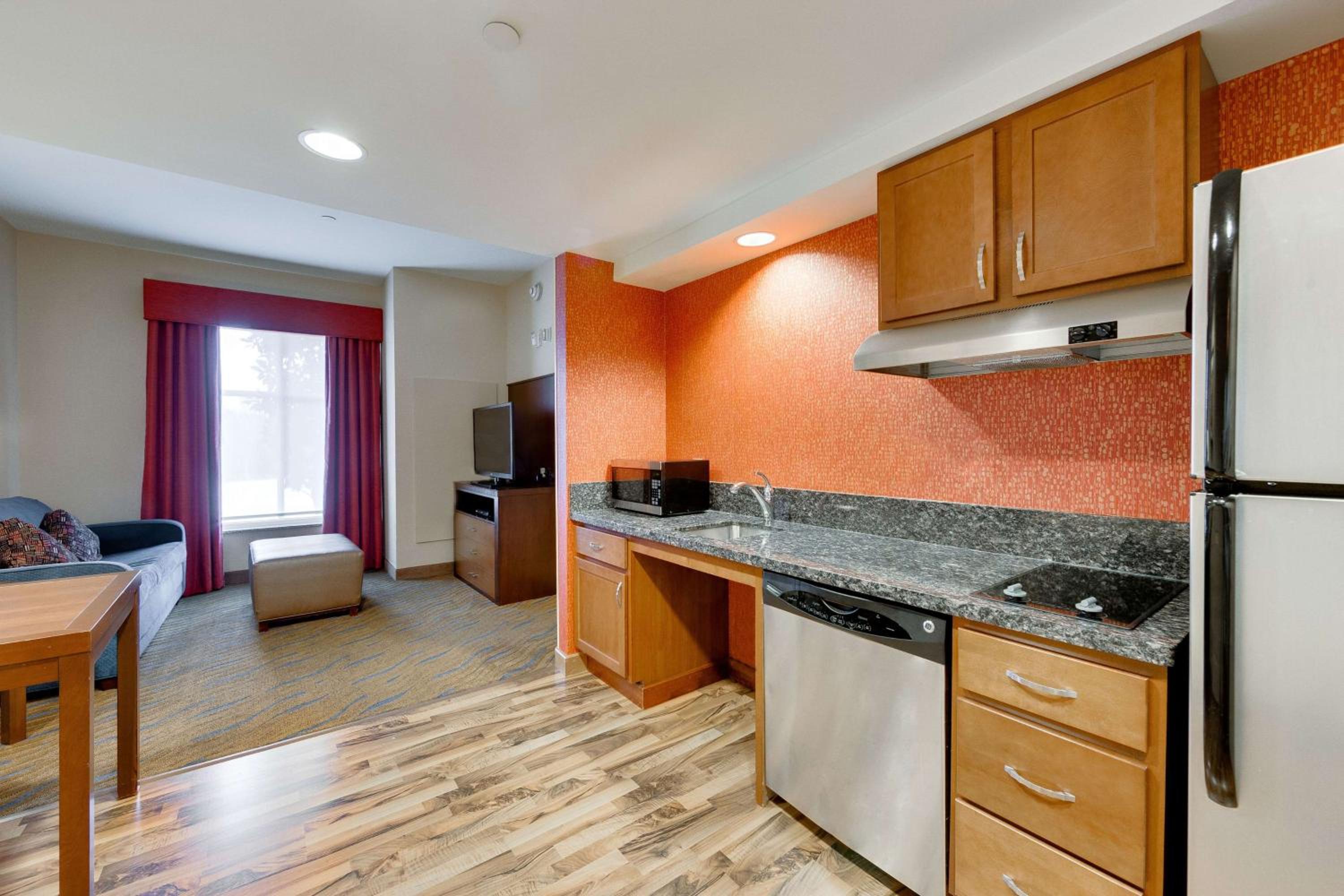 King Suite - Hearing Access/Non-Smoking